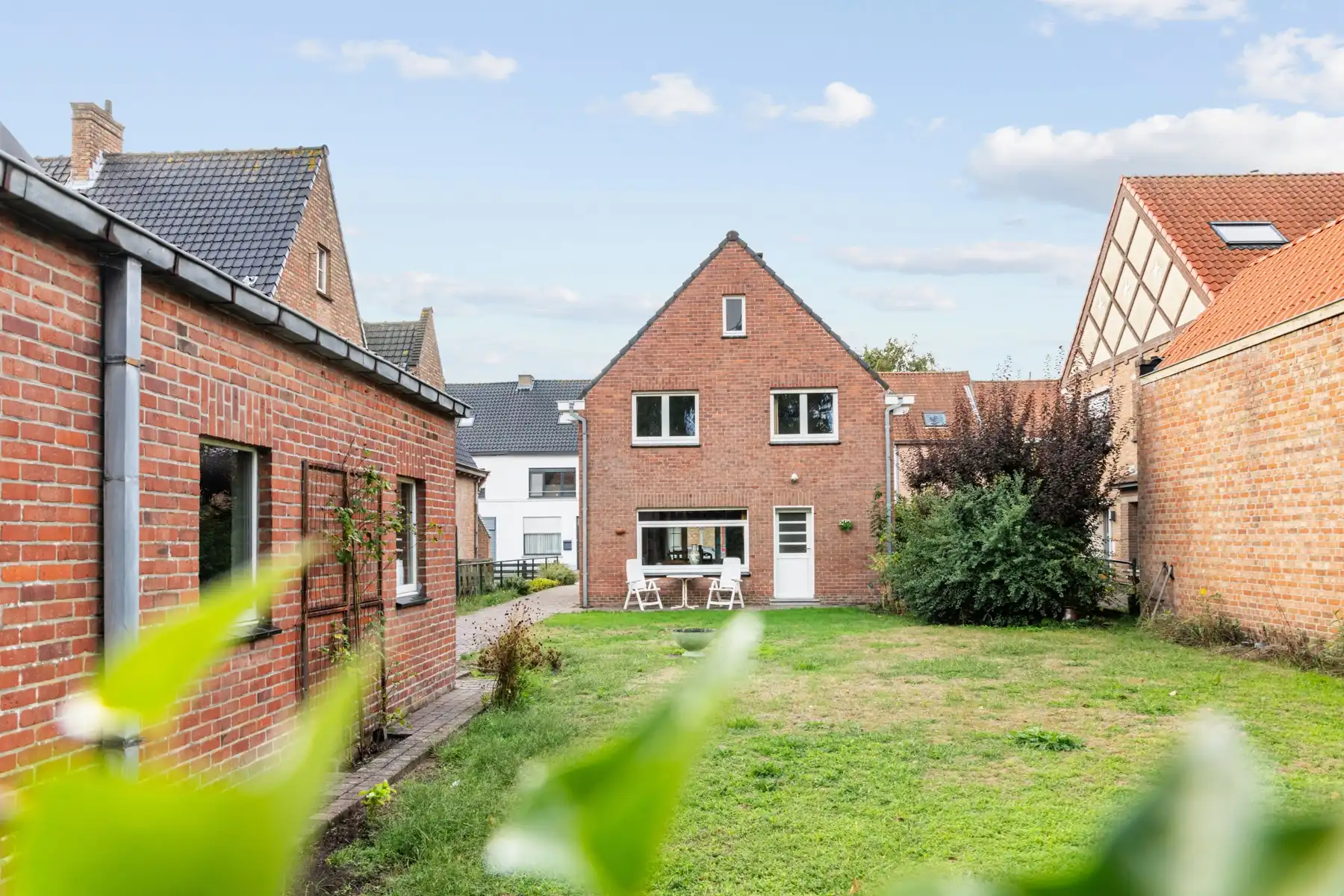 Gezinswoning met 3 slaapkamers op topligging in Sint-Michiels foto 2