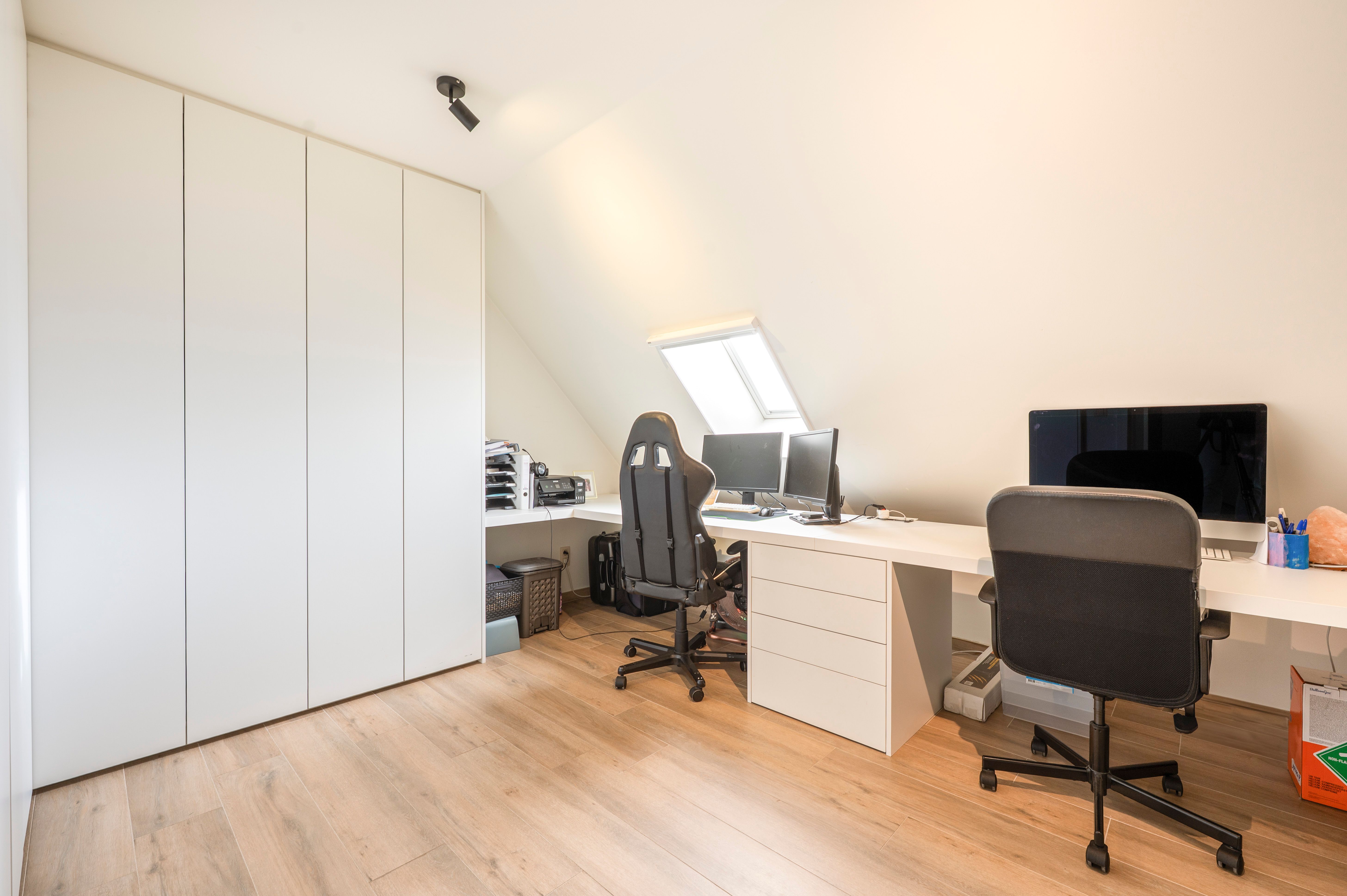 Moderne gezinswoning met gezellige stadstuin op de Lage Kaart te Brasschaat! foto 20