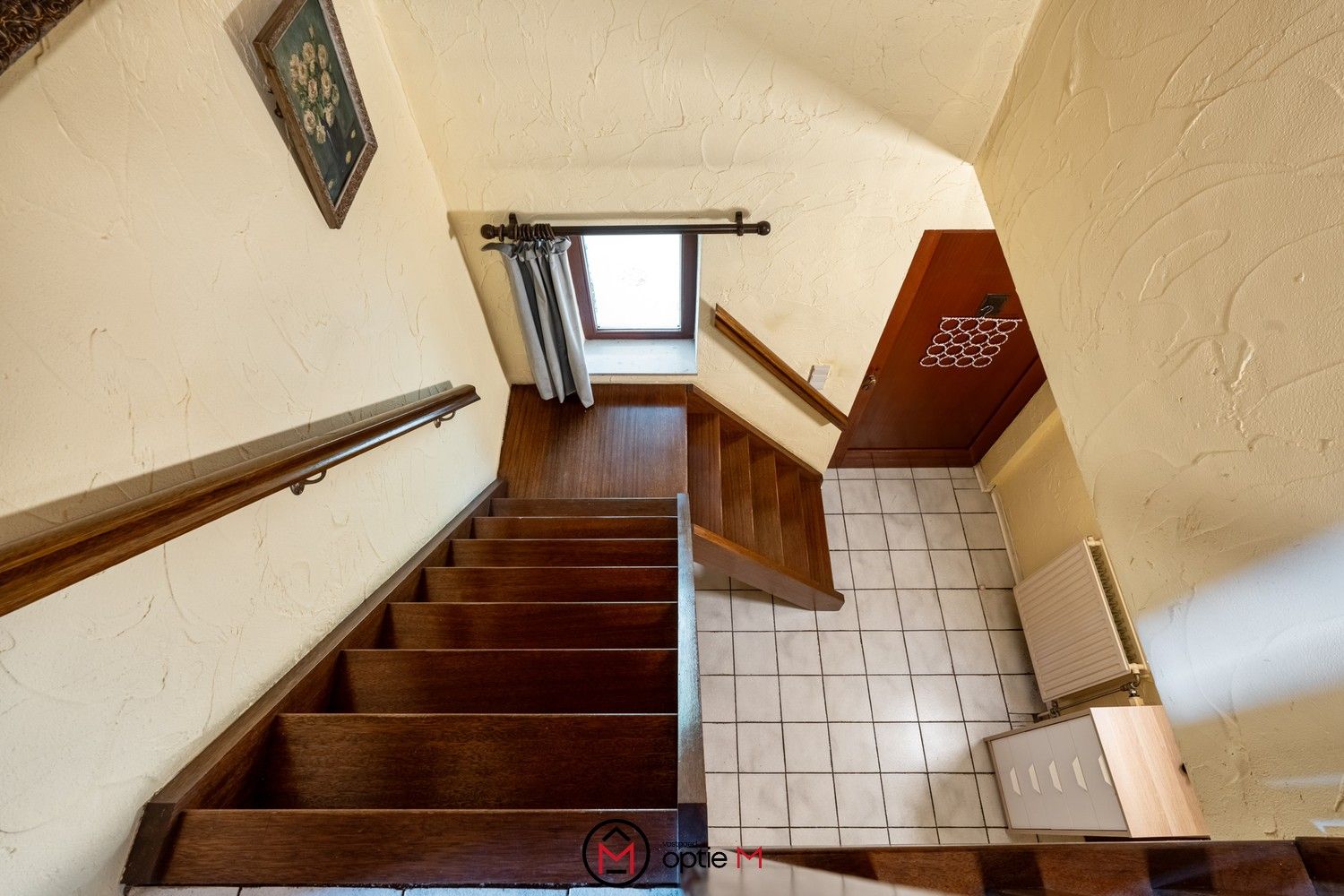 Rustig gelegen gezinswoning met 4 slaapkamers en ruime tuin foto 16