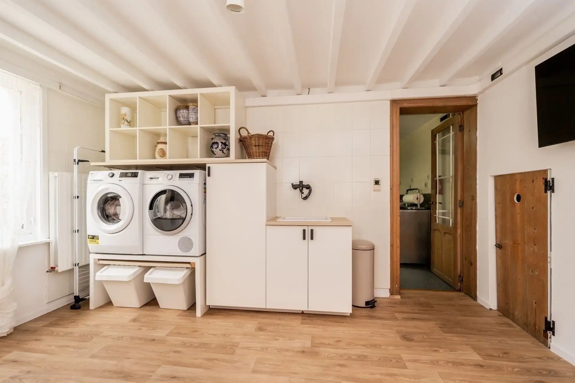 Karakterwoning met 5 slpks, autostaanplaats en grote tuin! foto 25