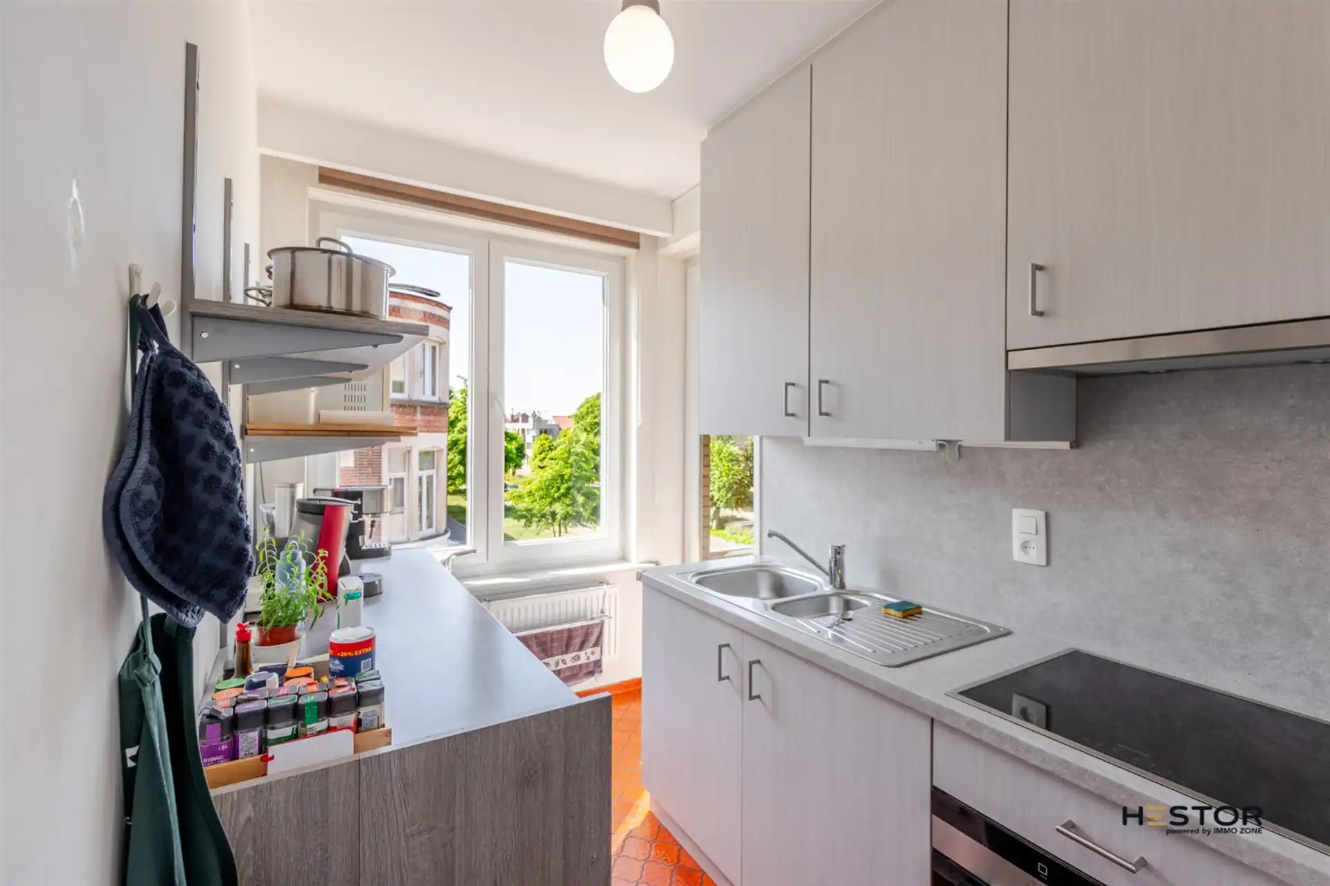 Opbrengsteigendom bestaande uit 6 appartementen en 6 garages foto 11