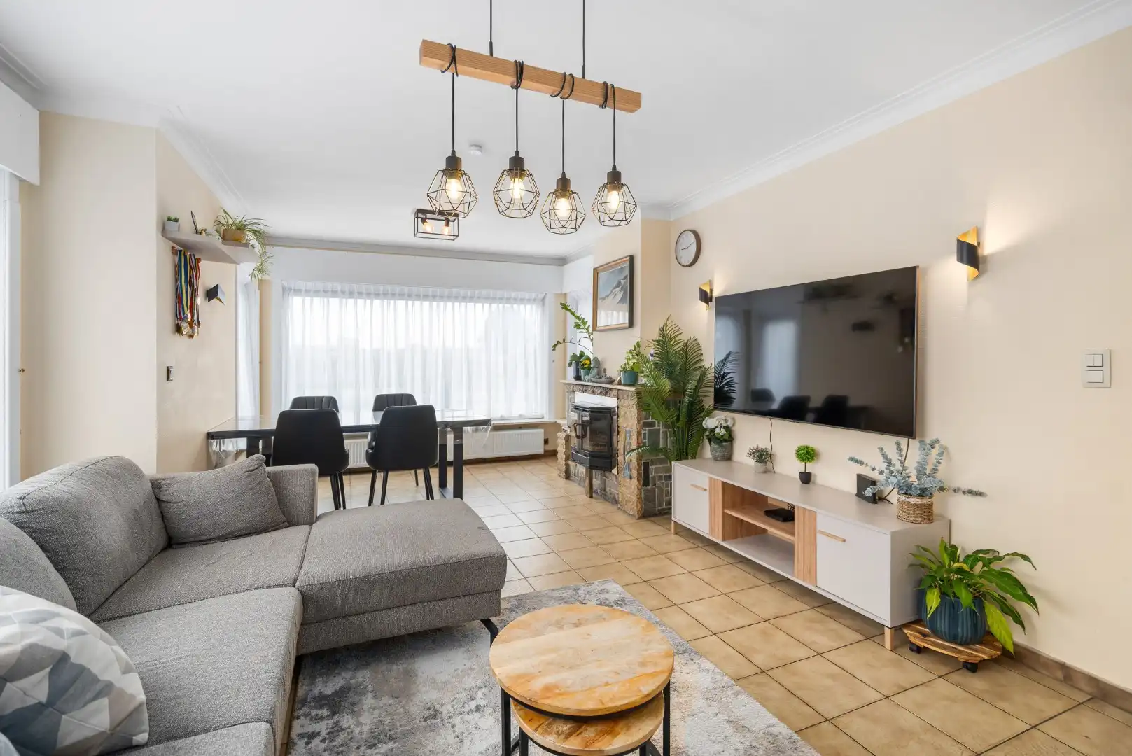 Alleenstaande woning met 3 slaapkamers en 2 garages te Koekelare foto 3