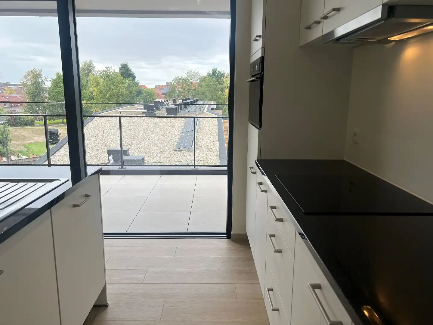 Luxe nieuwbouw appartement, 73m² met 2 terrassen , 1 slpk op toplocatie foto 10