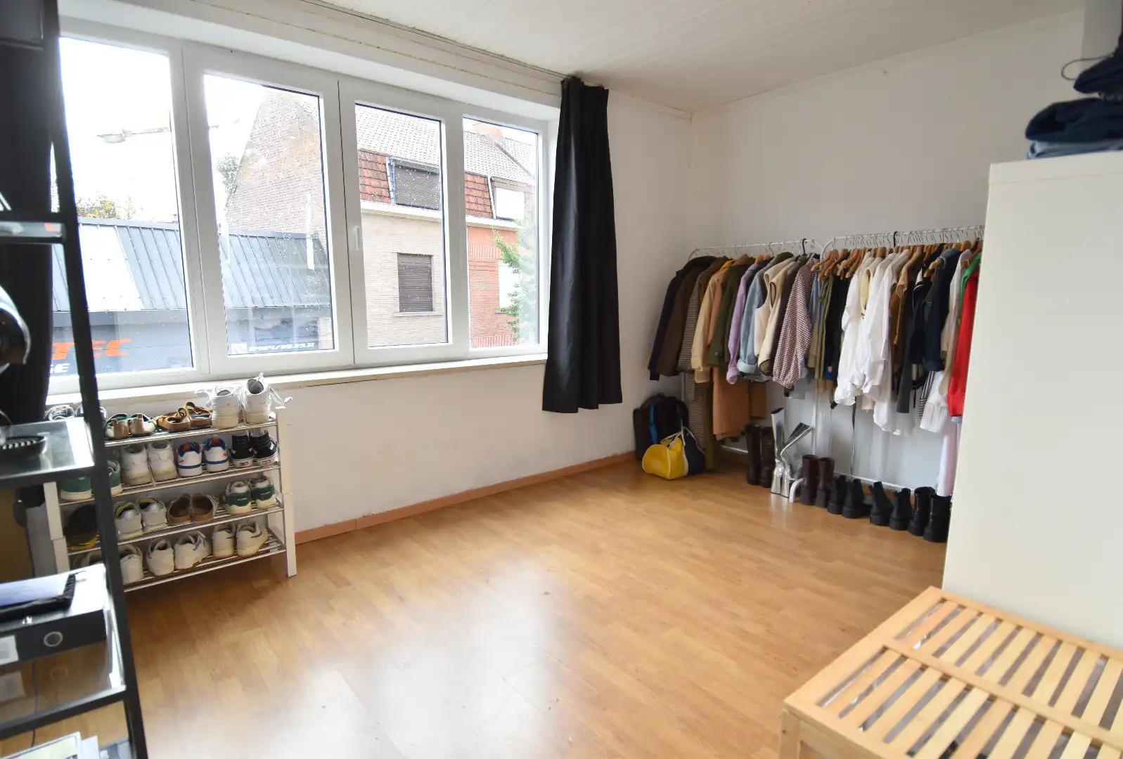 Instapklare woning met 4 slaapkamers en gezellige stadstuin te koop in hartje Kortrijk foto 16