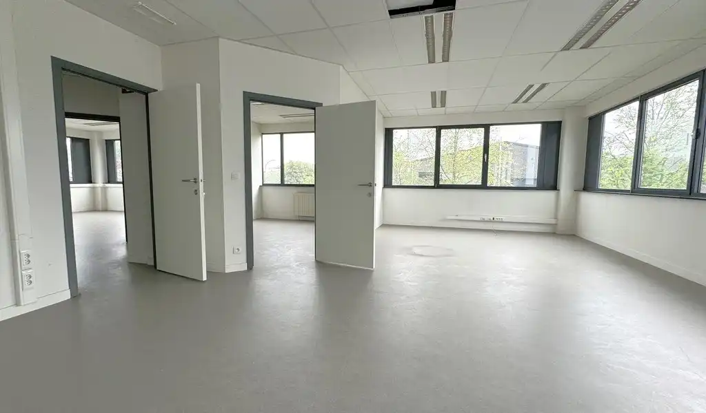 Logistiek magazijn met kantoren te huur in Prologis Park Bornem DC1 foto 7