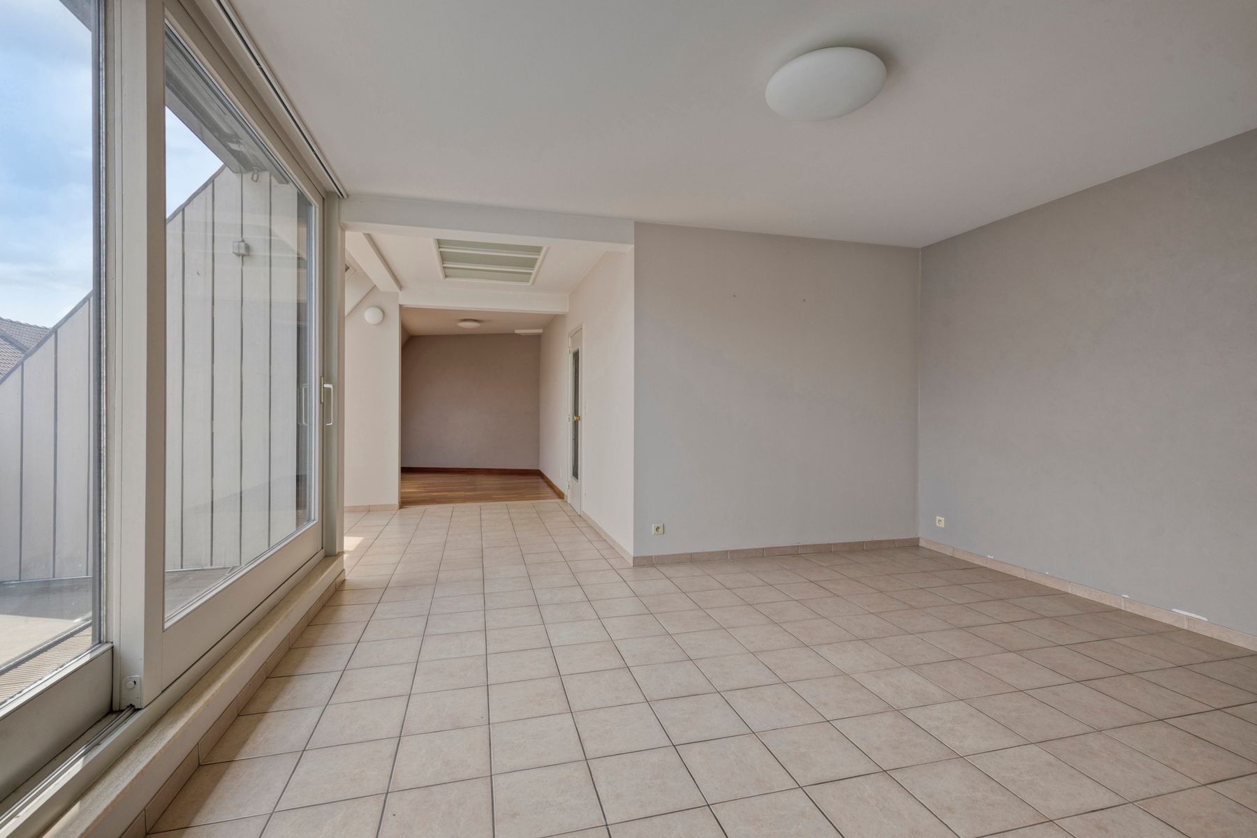 Instapklaar appartement van 153m² !!! met garage en standplaats !!! foto 11