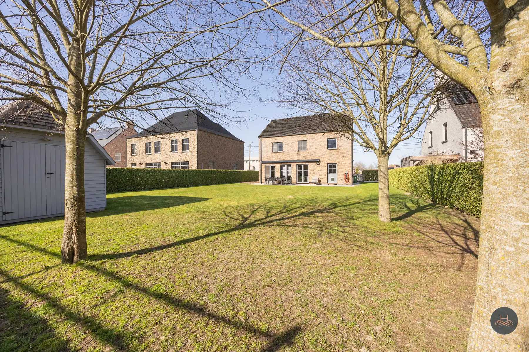 Ruime en instapklare open bebouwing in een rustige buurt foto 22