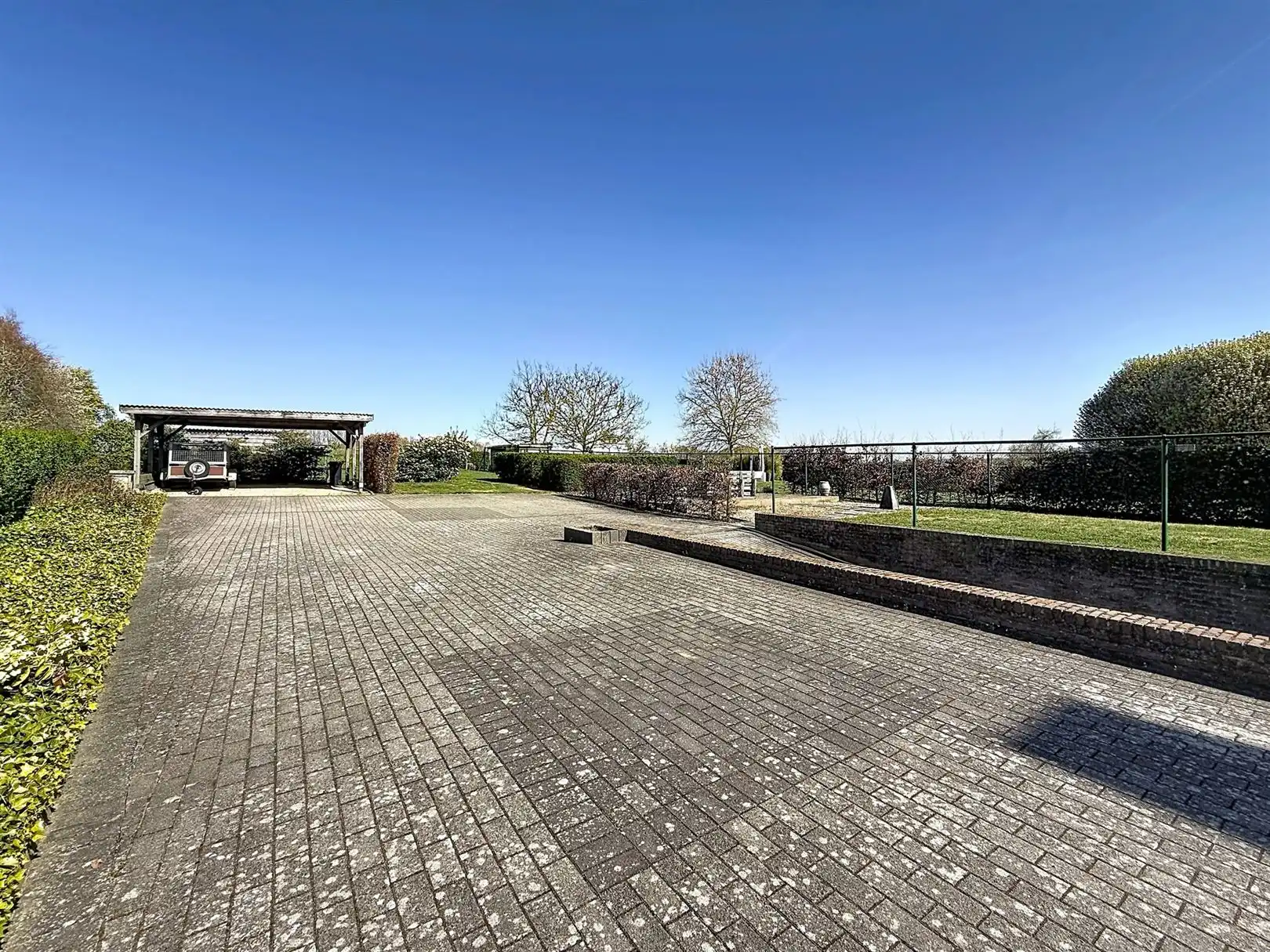 Ruime open bebouwing, 3 slpks, garage, tuin, 16a 05ca foto 38
