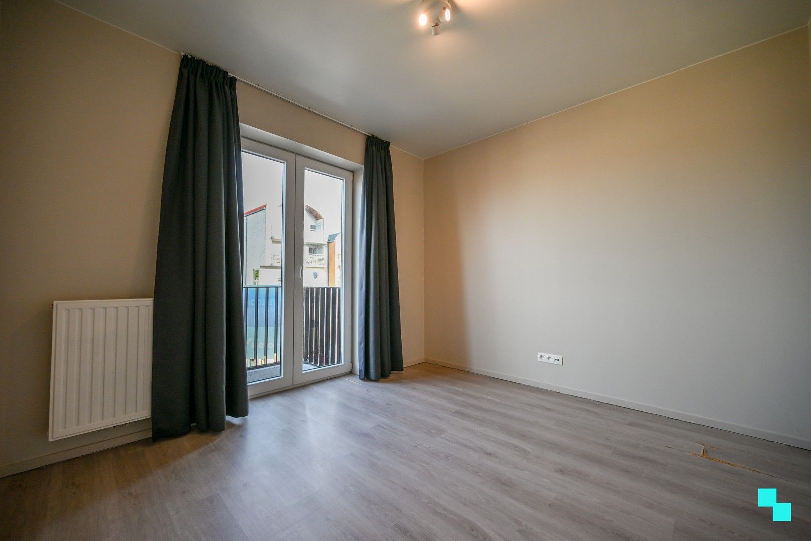 Instapklaar appartement met 2 slaapkamers en zonnig terras foto 15