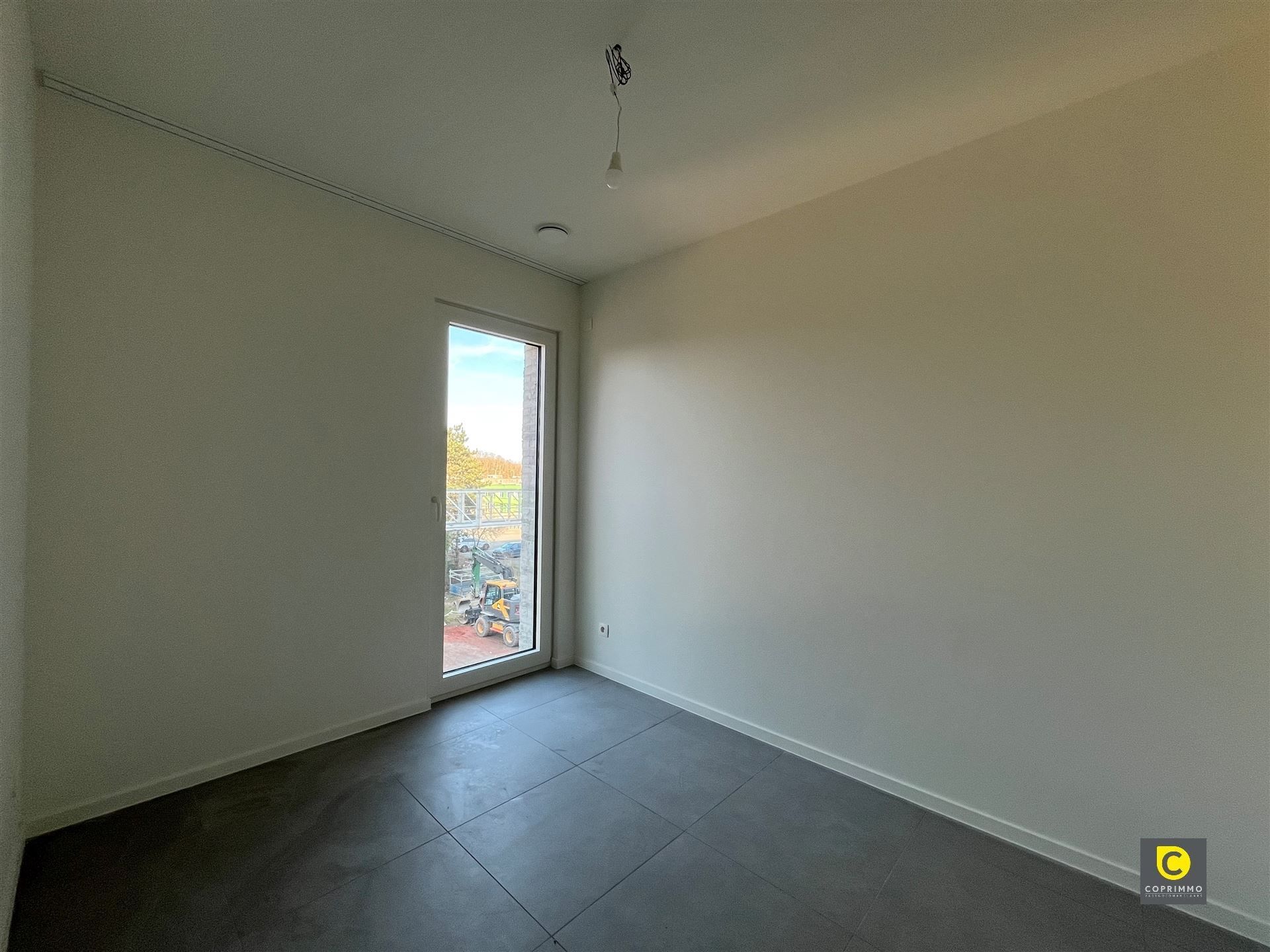 Hoekapp met 3 slpks, terras en staanplaats! foto 5