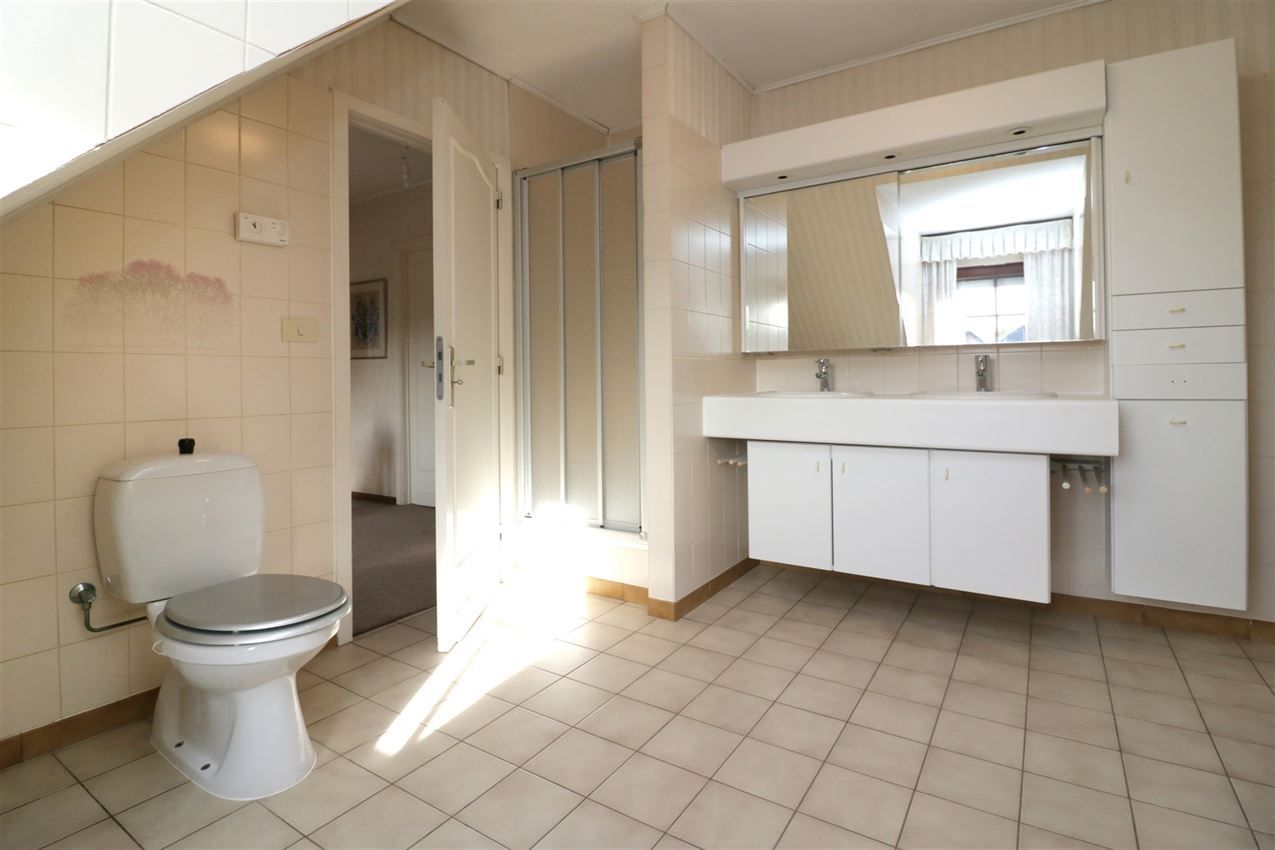 met prachtige tuin, nabij centrum foto 24