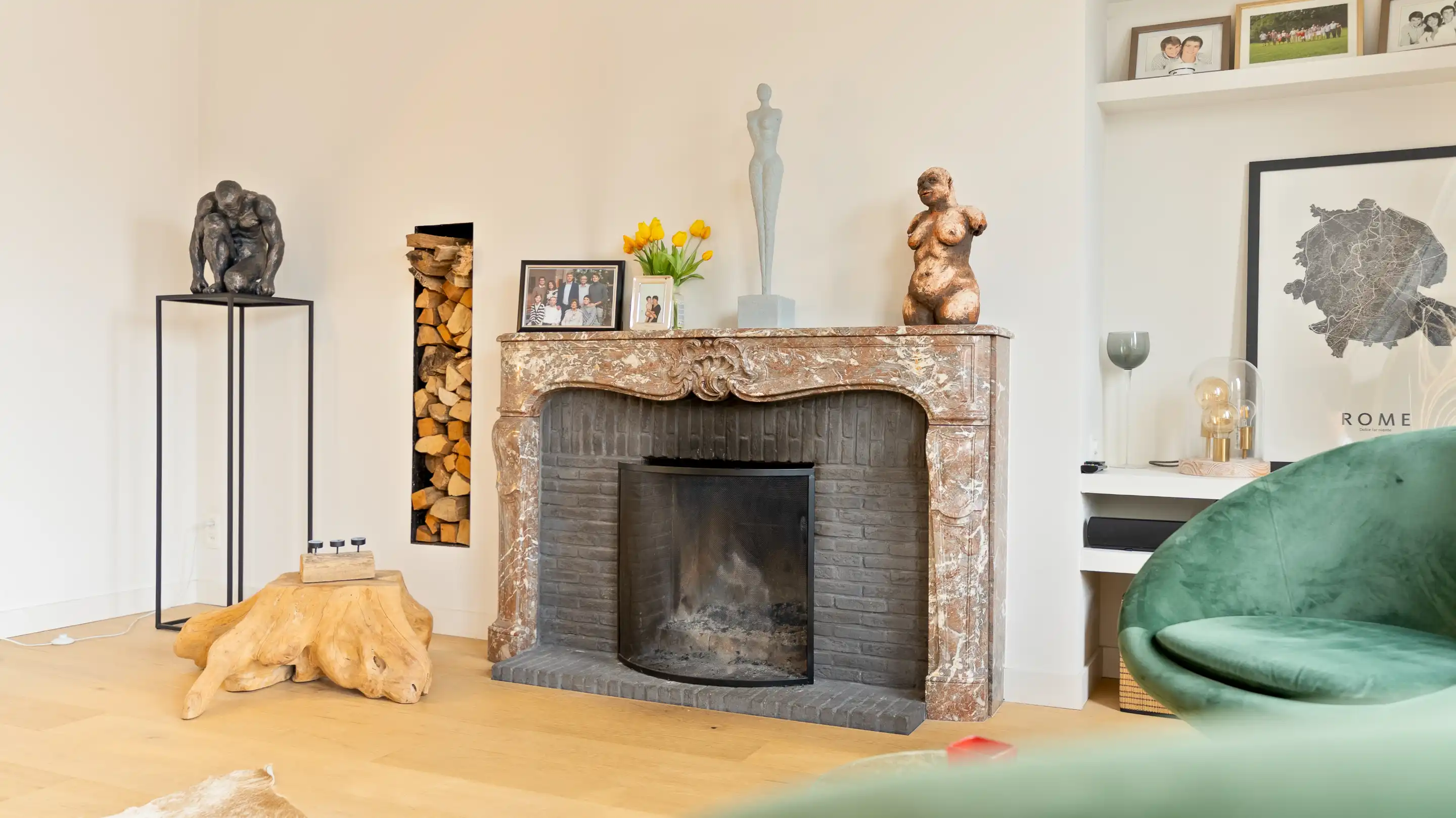Karaktervol appartement met panoramisch zicht in hartje Kortrijk met garage foto 4