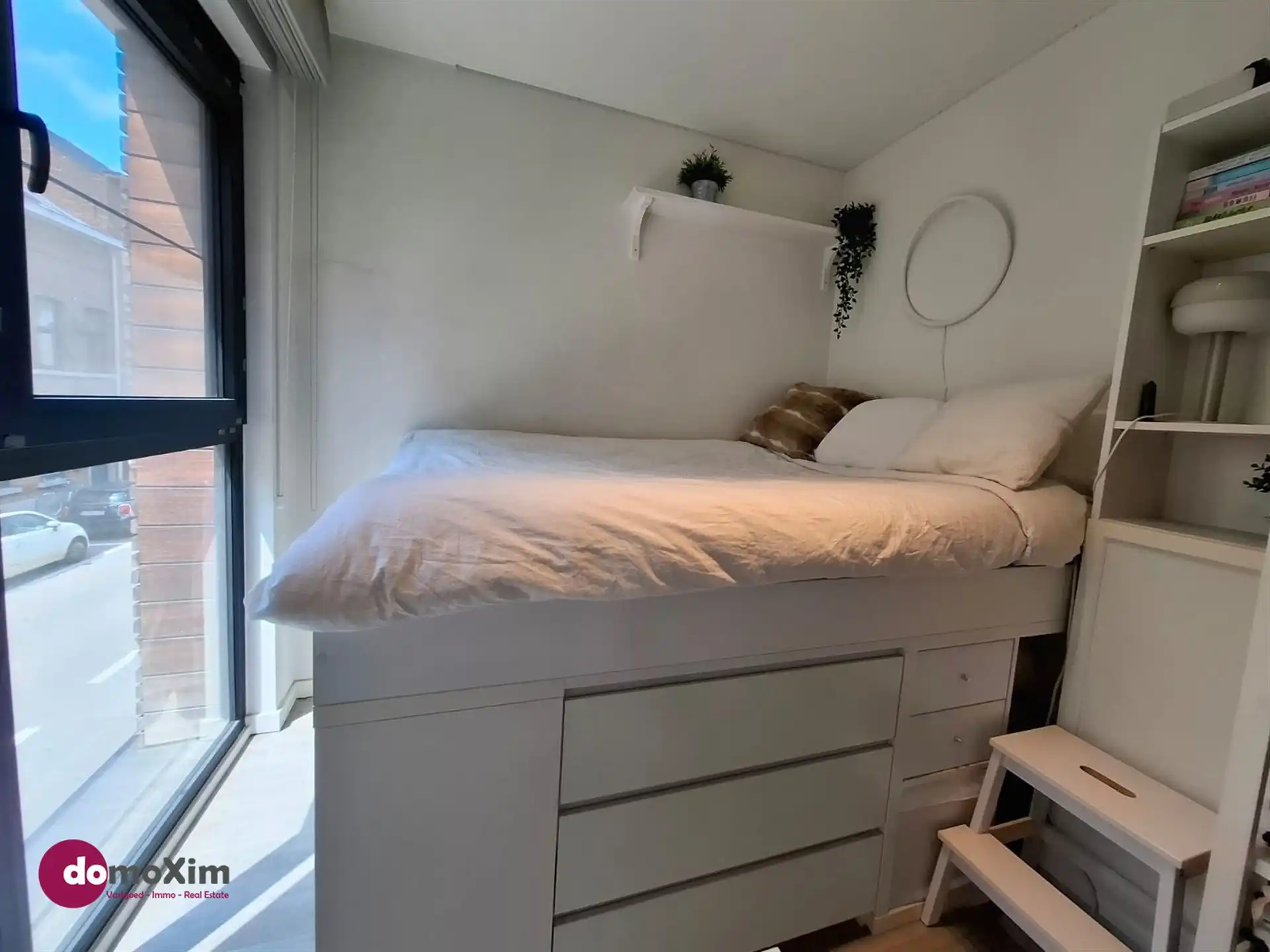 Gemeubelde studio, geschikt voor één persoon, in het bruisende hart van Leuven foto 5