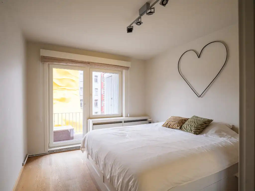 Gent centrum – Ruim appartement met drie slaapkamers en terras nabij het Zuidpark foto 10