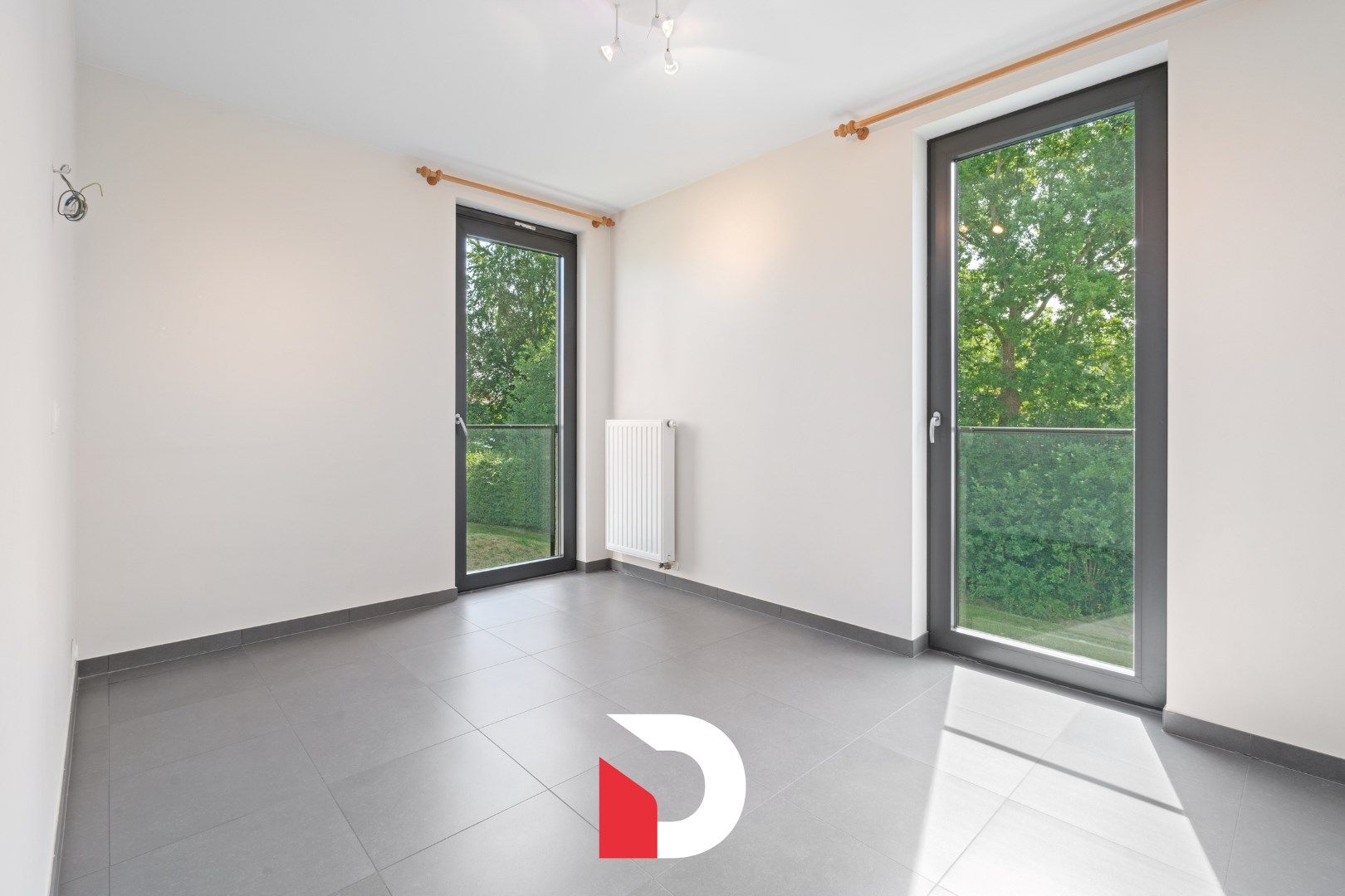 Schitterend appartement met 2slk'ers en ruim terras te Brugge. foto 8
