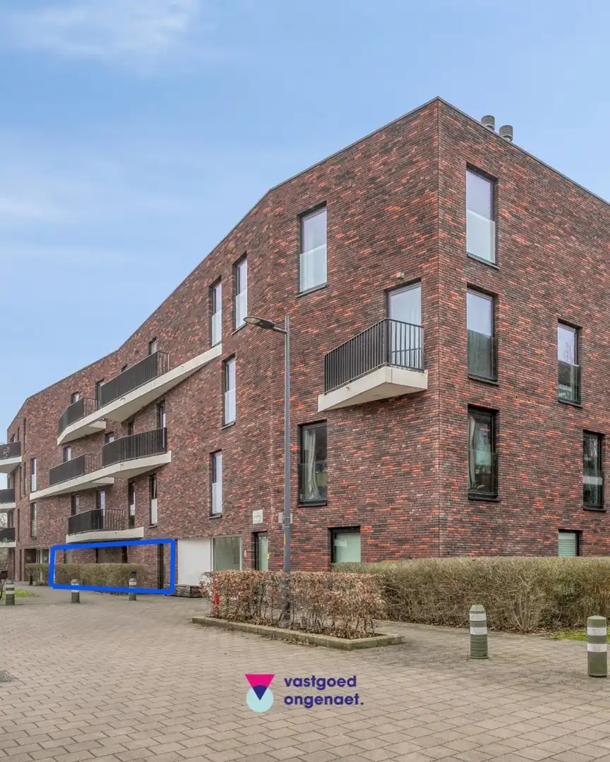 Modern en praktisch ingedeeld appartement foto {{pictureIndex}}