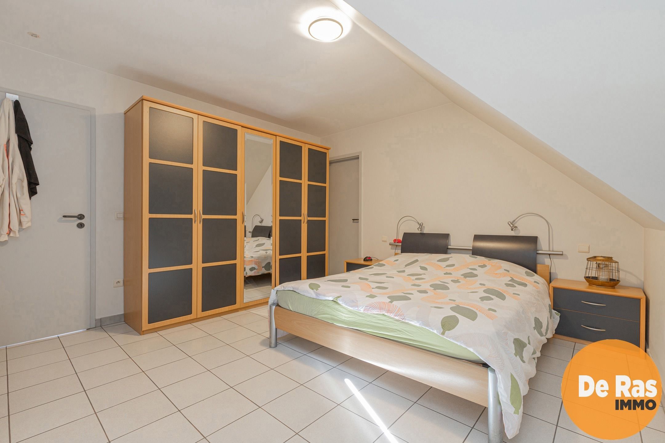 ERPE-MERE - Centraal gelegen instapklaar dakappartement foto 9