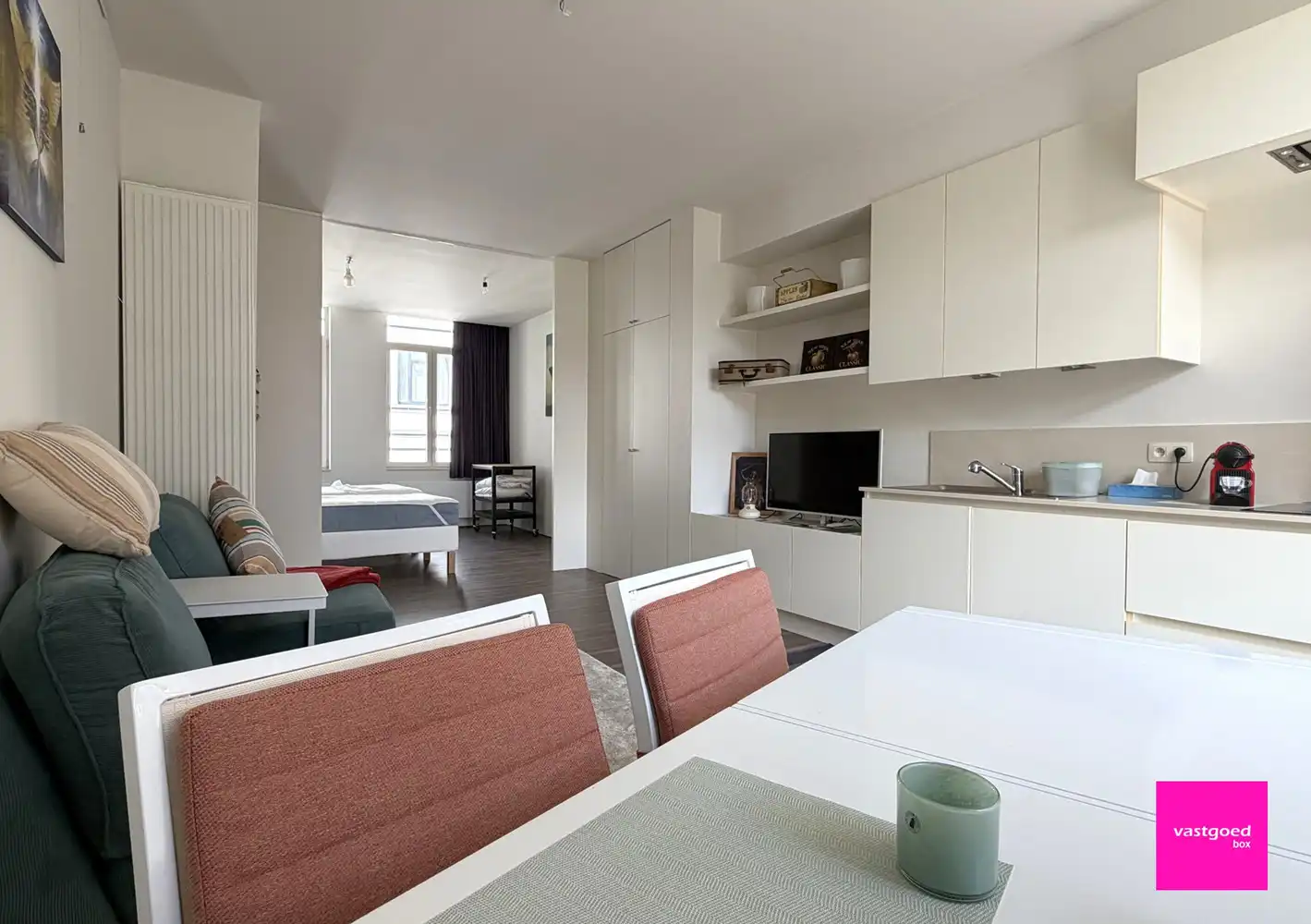 Prachtig gerenoveerd appartement met 1 slaapkamer, hartje Oostende foto 4