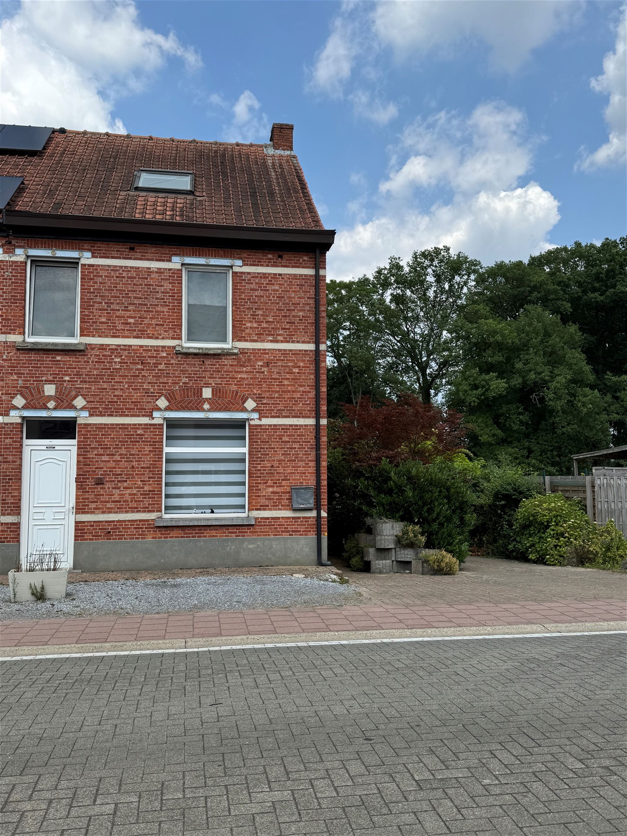 ()=>{if(producerUpdateValueVersion(node),producerAccessed(node),node.value===ERRORED)throw node.error;return node.value} Oosthamsesteenweg 43 - 3580 BERINGEN
