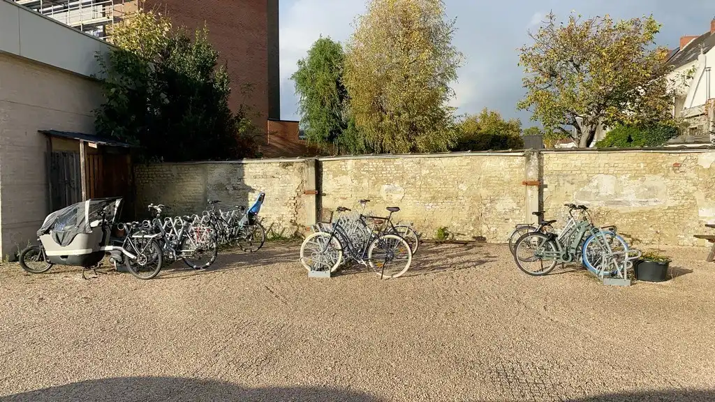 Gerenoveerde kantoren te huur aan Begijnhoflaan in Gent foto 27