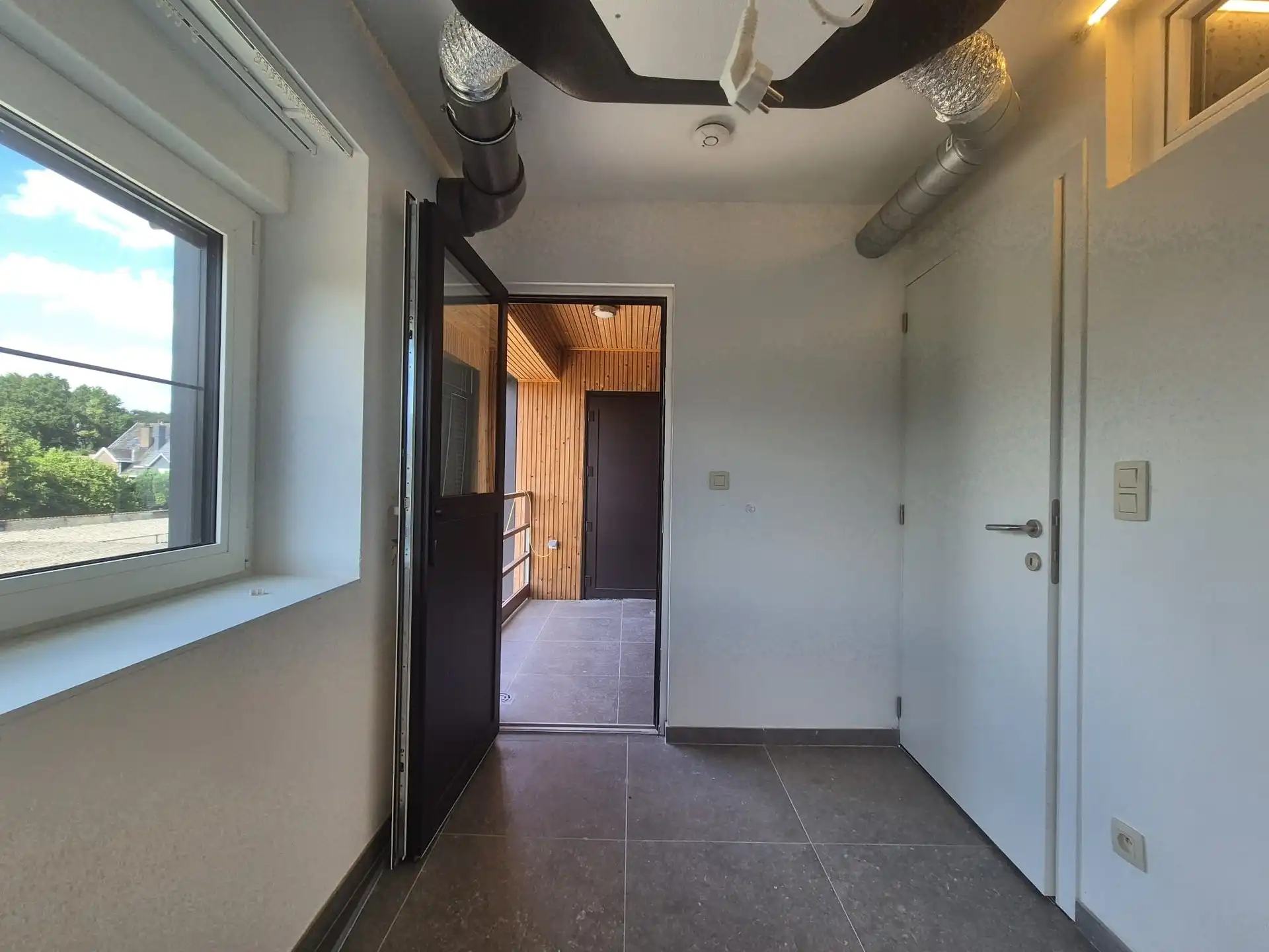 Volledig gerenoveerd energiezuinig appartement met 1 slaapkamer, rustig gelegen aan het bos van Wetteren foto 10