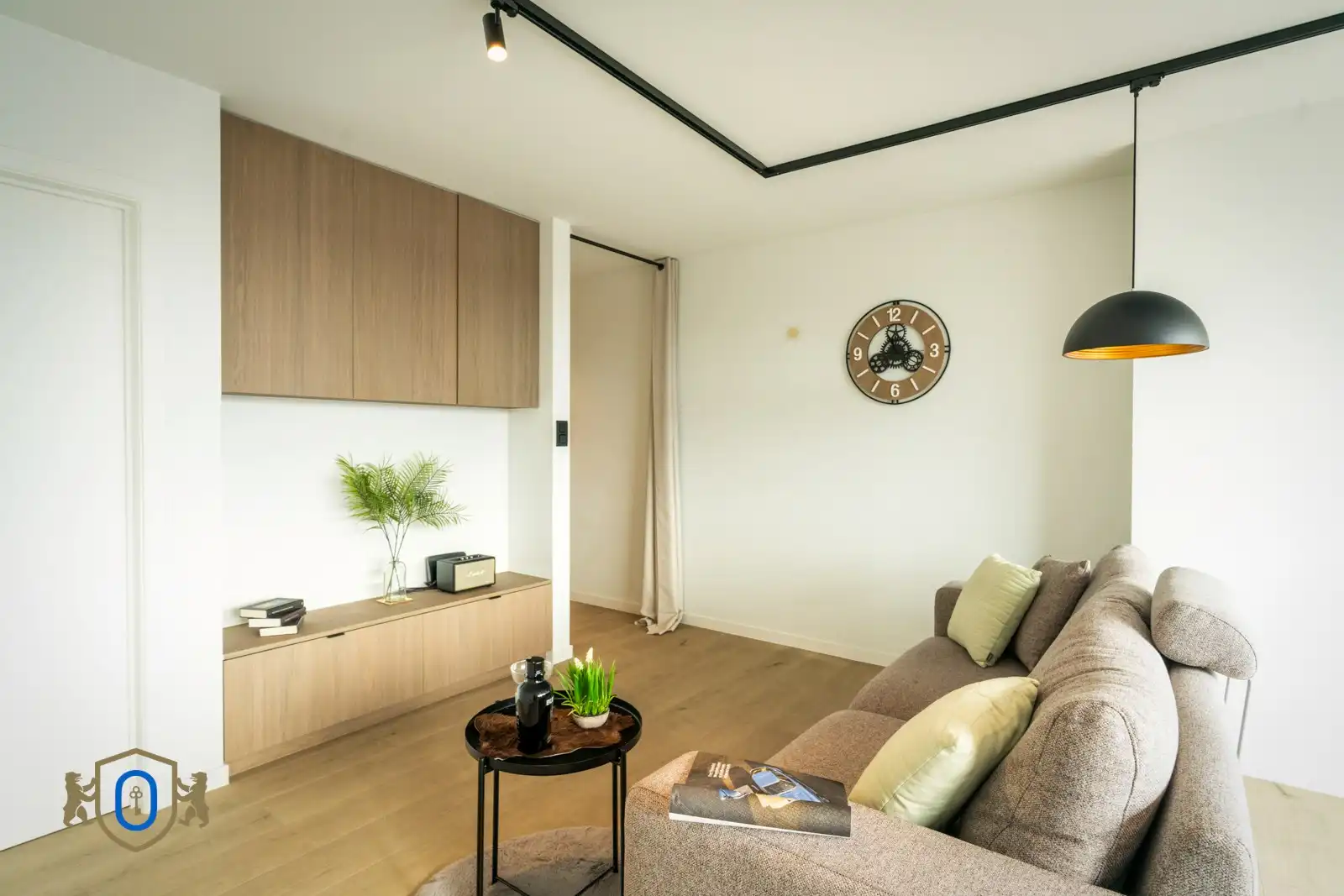 Instapklaar 1-slpkr appartement met terras foto 6