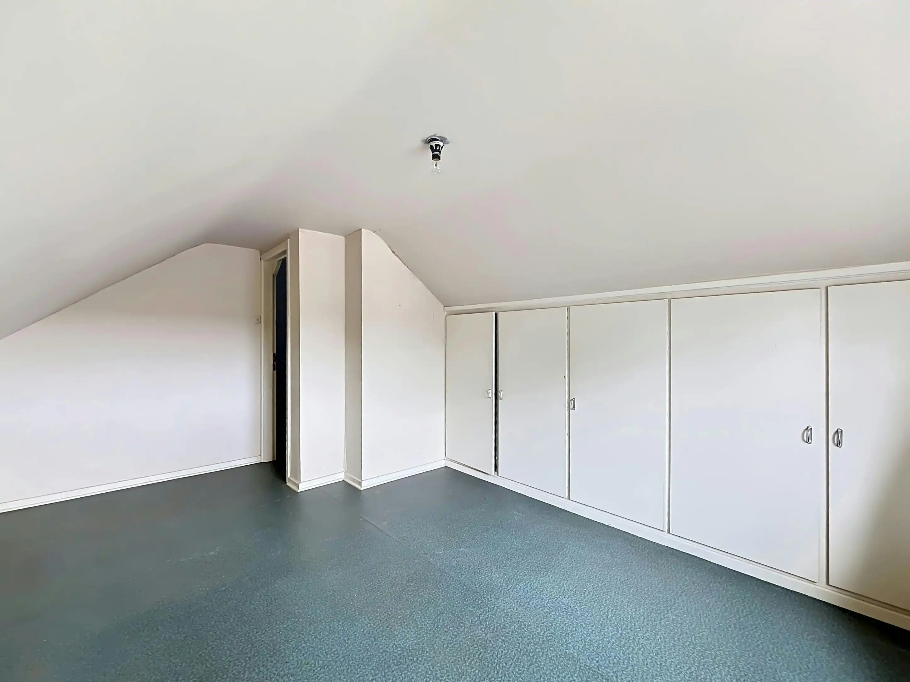 Alleenstaande woning in hartje Aalter foto 11