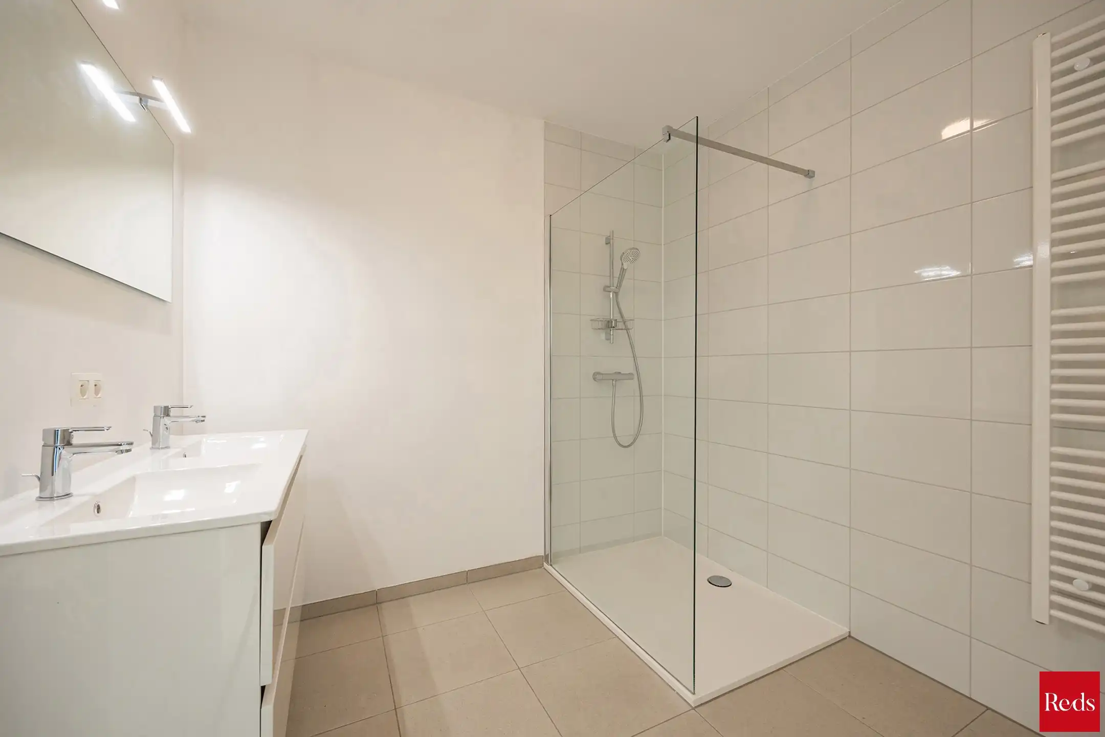 Recent appartement met 2 slaapkamers in residentie 'De Post' foto 11