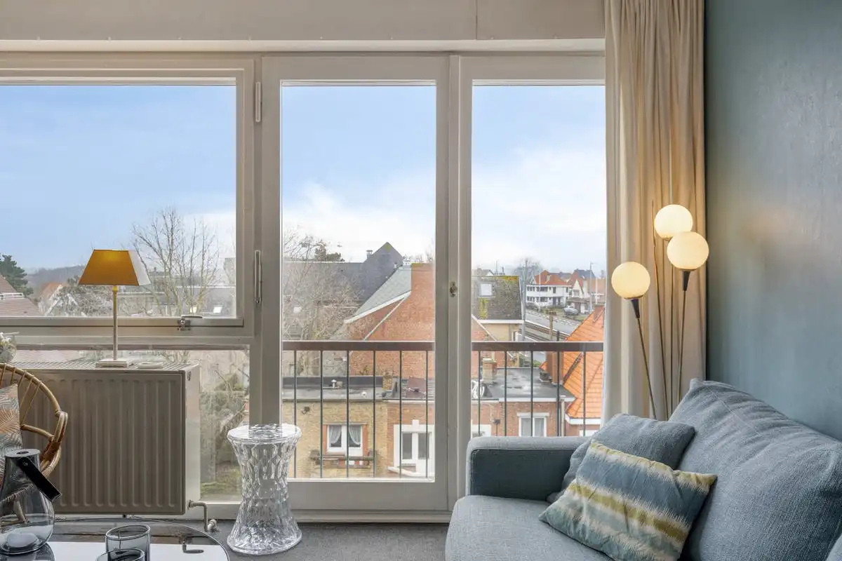 Ruim appartement met twee slaapkamers te koop in Koksijde! foto 4