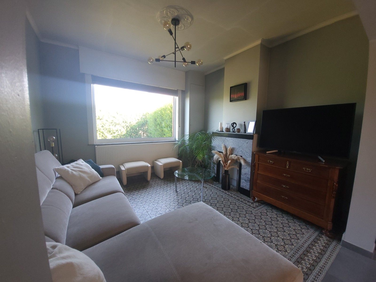 Alleenstaande woning met grote weide en stalling foto 5
