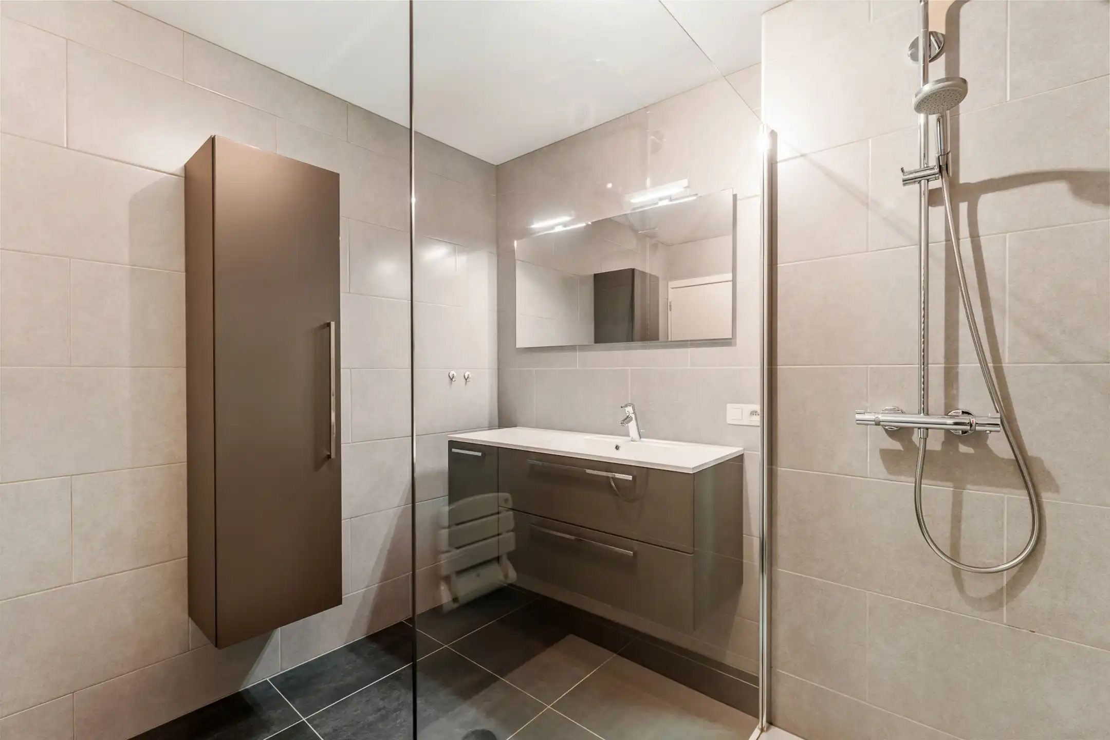 Instapklaar en energiezuinig 2 slaapkamer appartement  foto 19