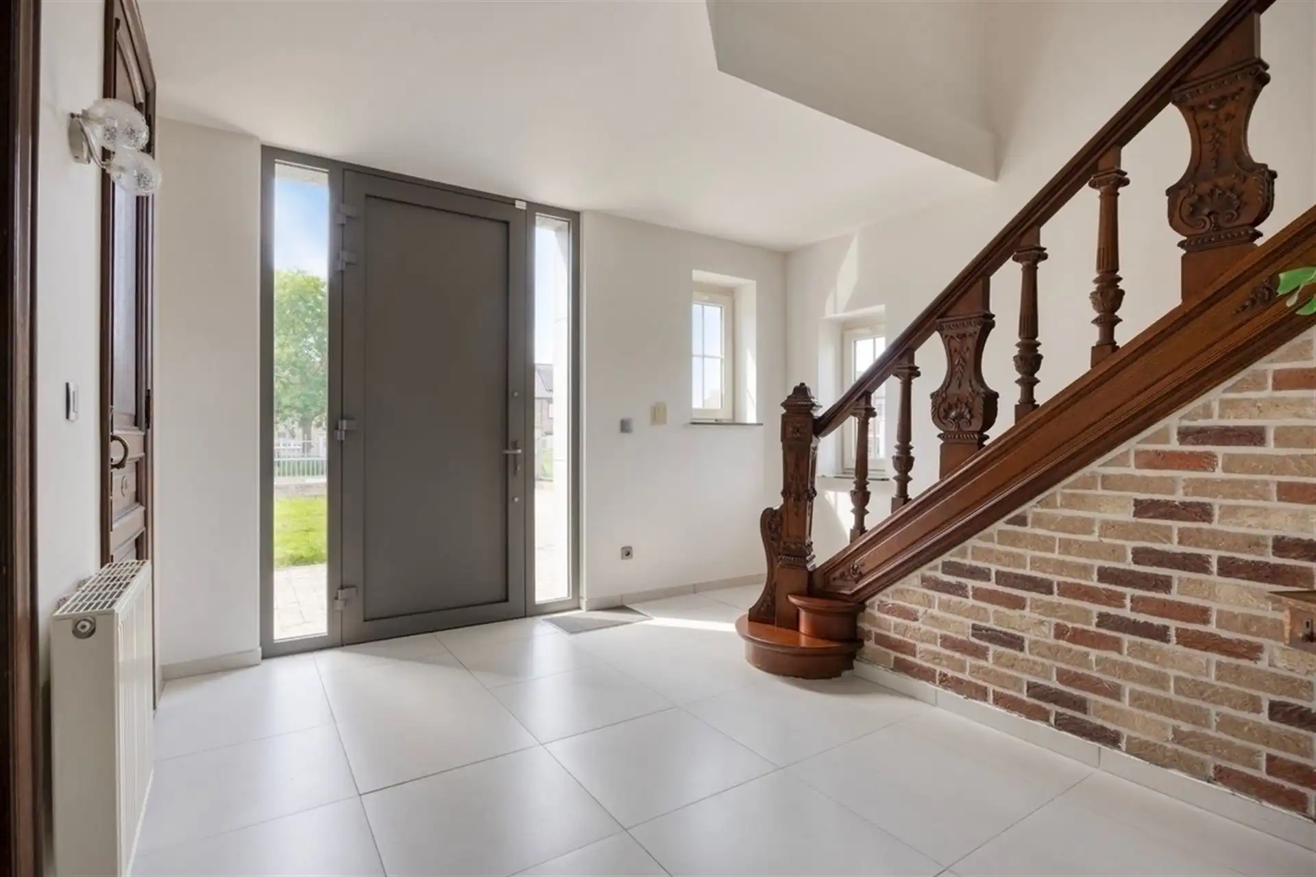 Instapklare villa met zwembad. Landelijke ligging in Leut. foto 6