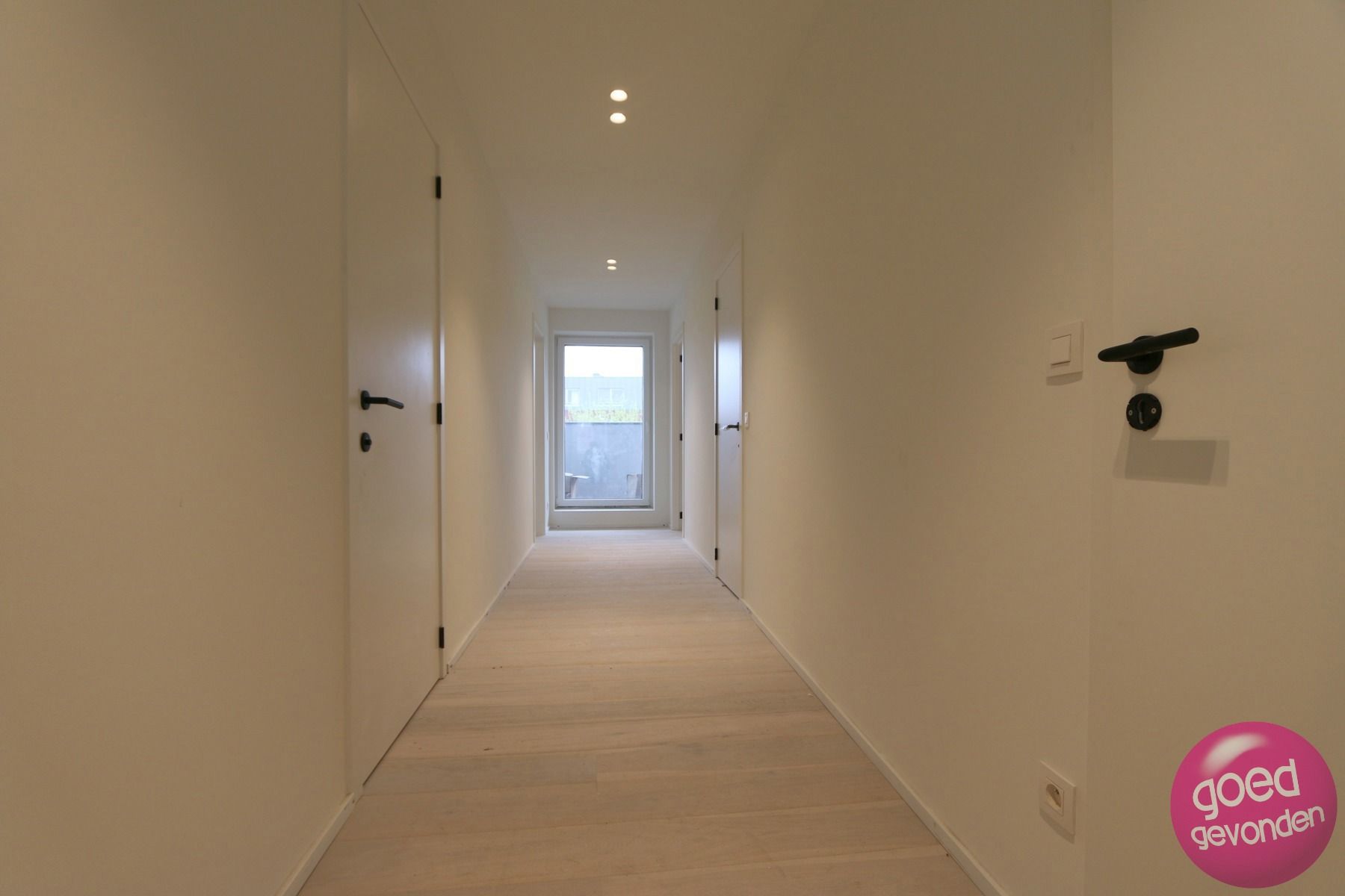 NIEUW APP - 2 SLK - TERRAS - KELDER - CENTRUM - GEEN BTW foto 11