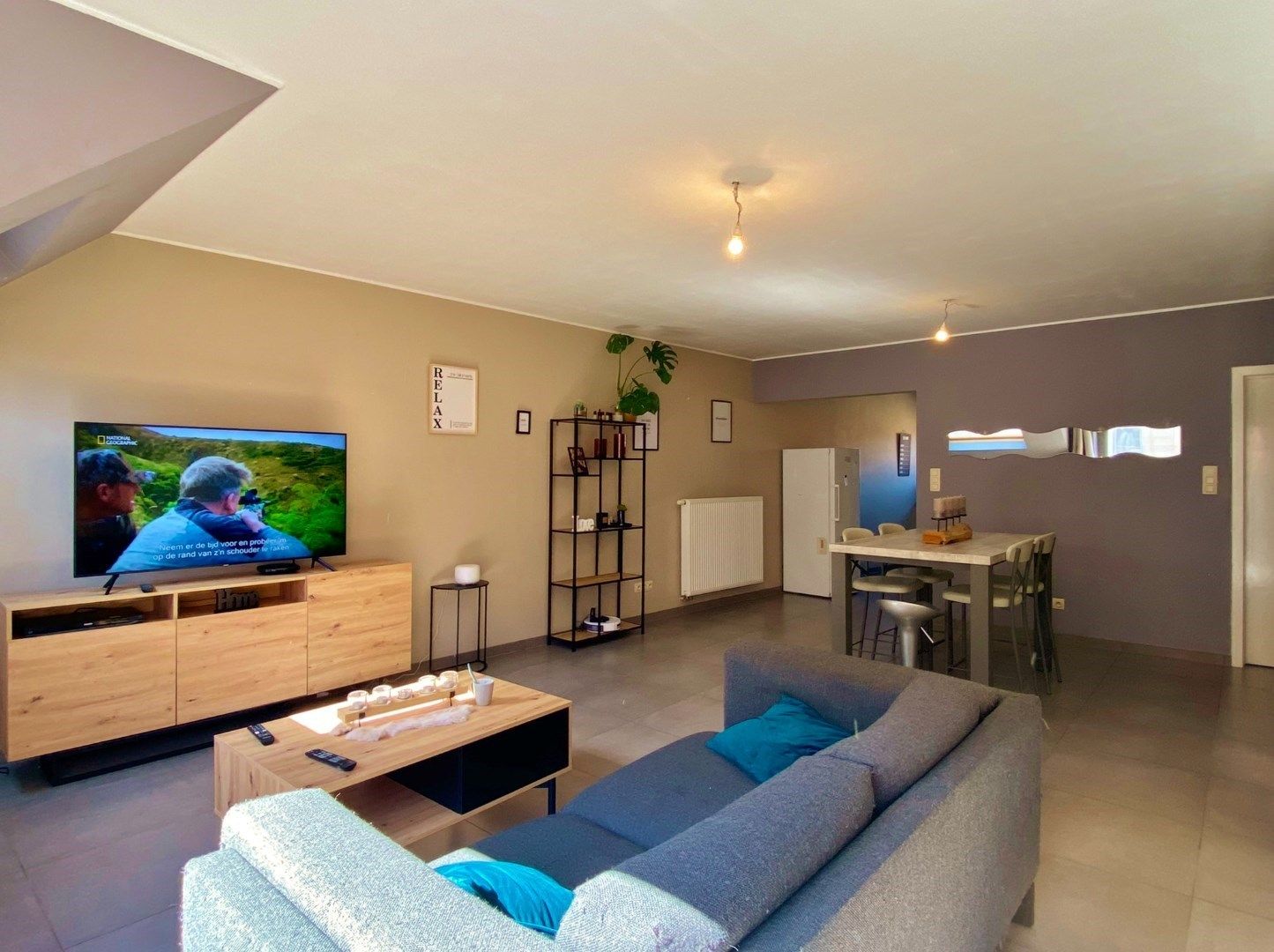 Centraal gelegen appartement in recent gebouw met terrasje foto 4