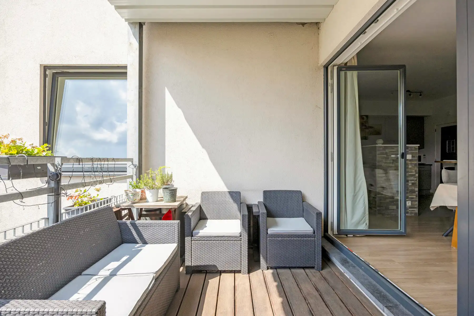 Appartement met 3 slaapkamers, 2 badkamers en staanplaats foto 22