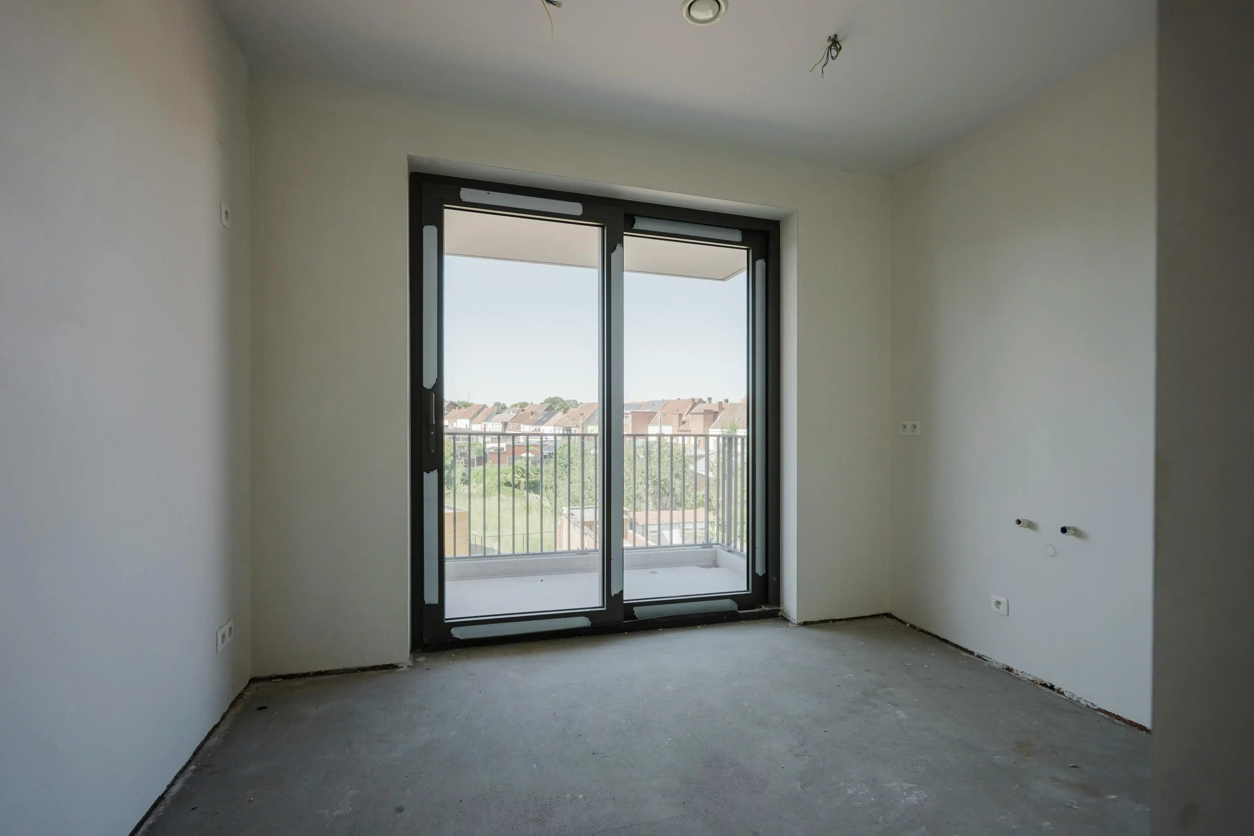 Lichtrijk 2-slaapkamerappartement met terras in Bissegem! foto 4