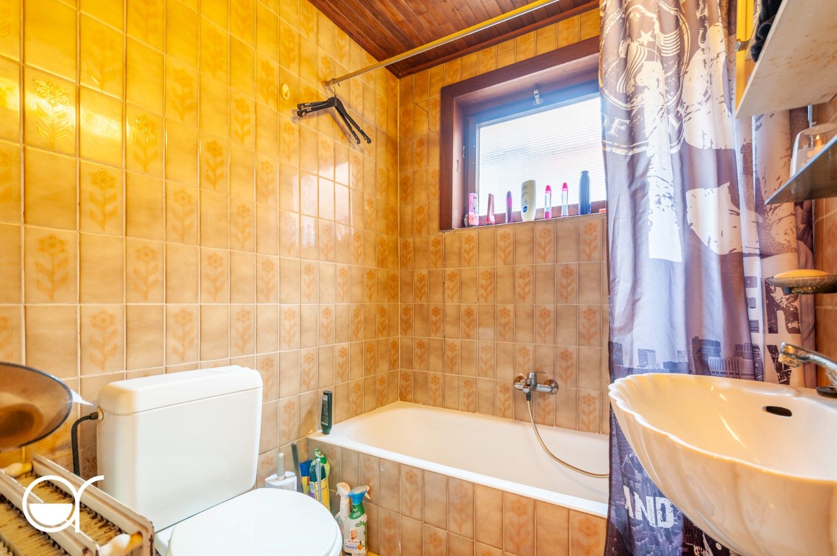 Opbrengsteigendom met 2 appartementen gelegen vlakbij het Sint-baafskouterpark & Rozebroeken.  foto 13