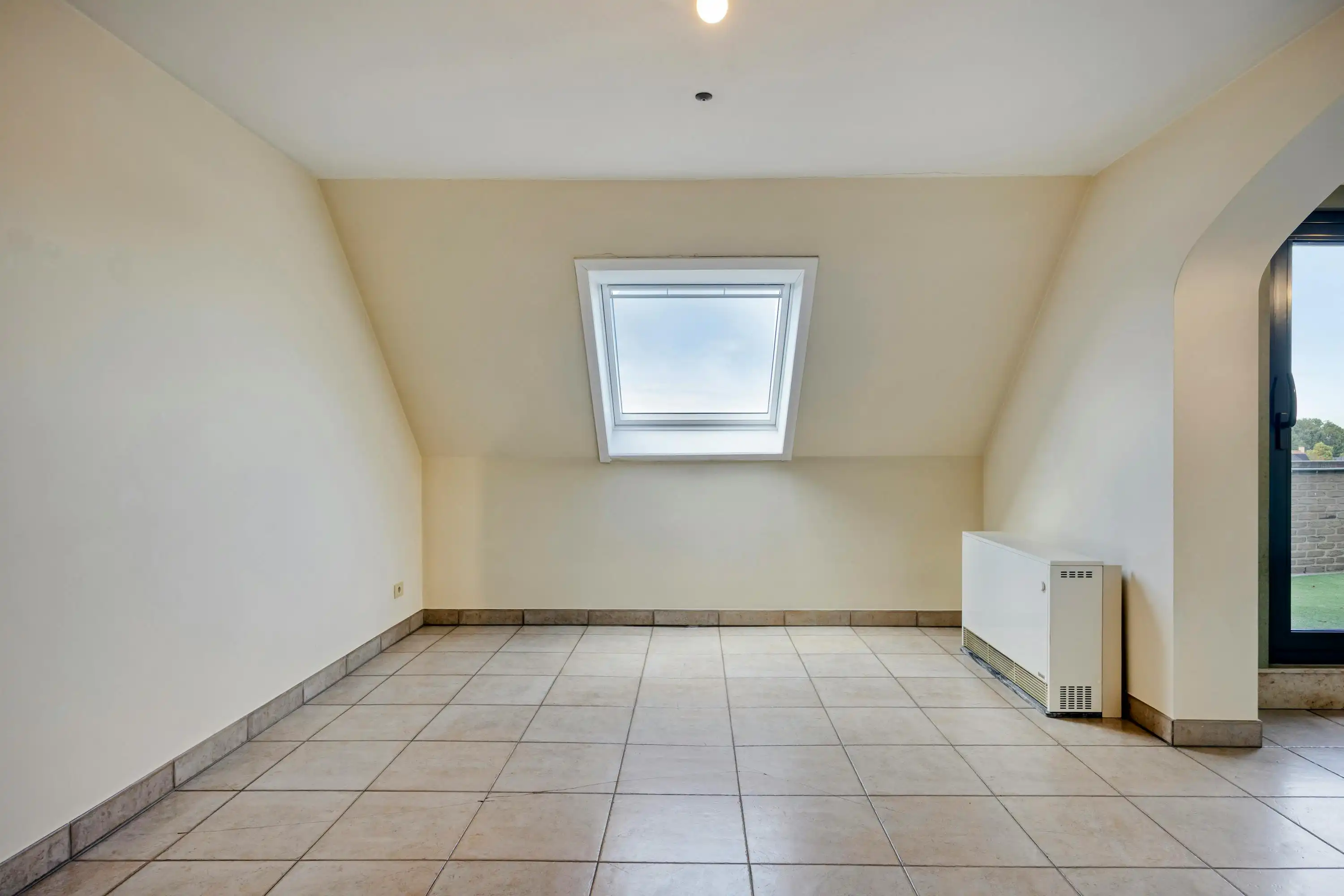 Ruim appartement (150m²) met 3 kamers te koop in Zulte foto 6