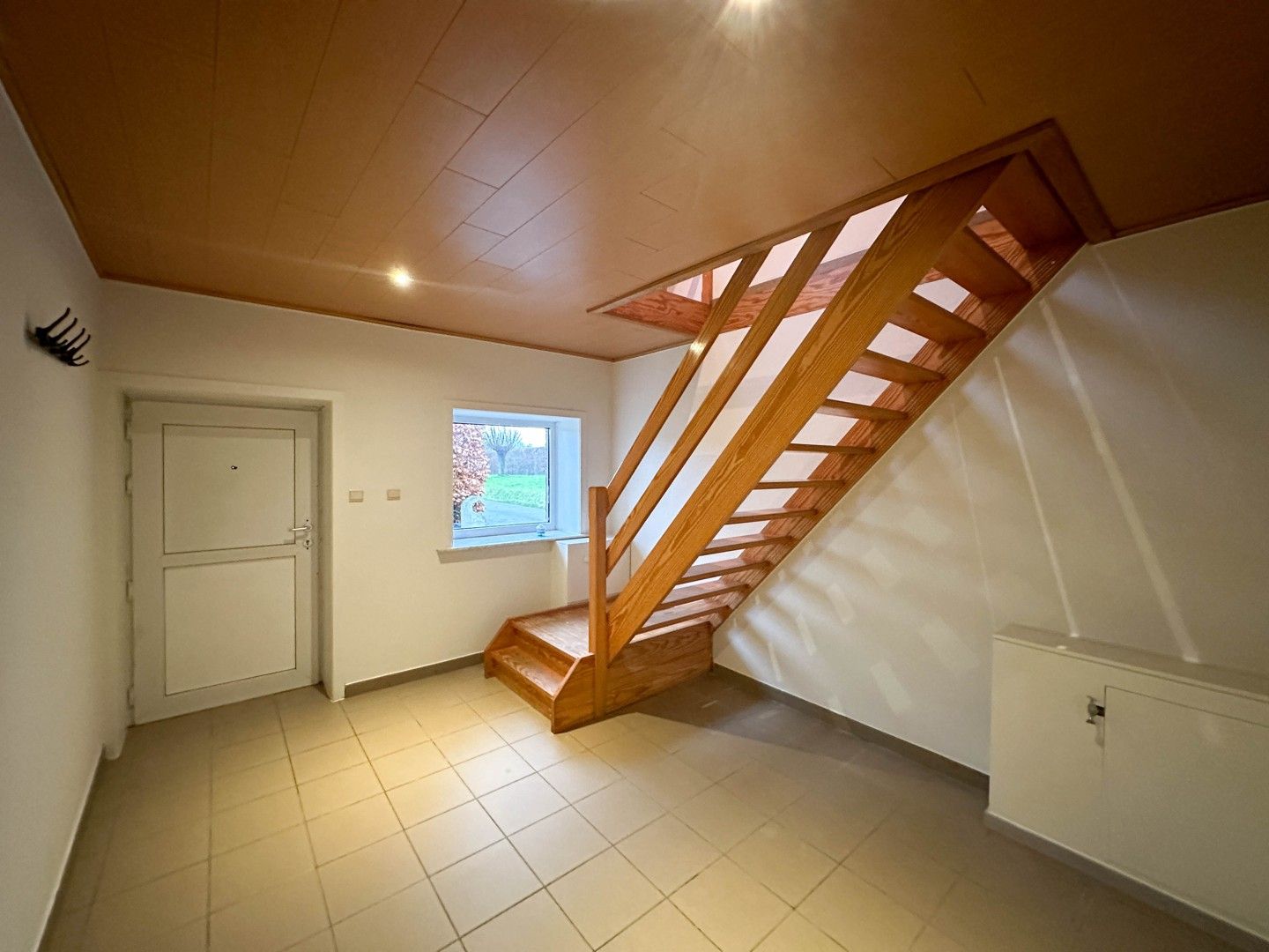 Instapklare HOB met twee slaapkamers & garage te Aalbeke! foto 6