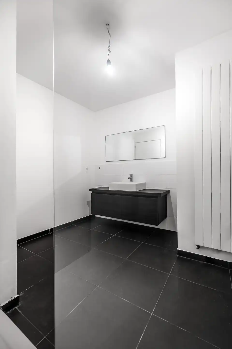 Instapklaar 2-slaapkamerappartement aan Antwerpen-Centraal foto 12