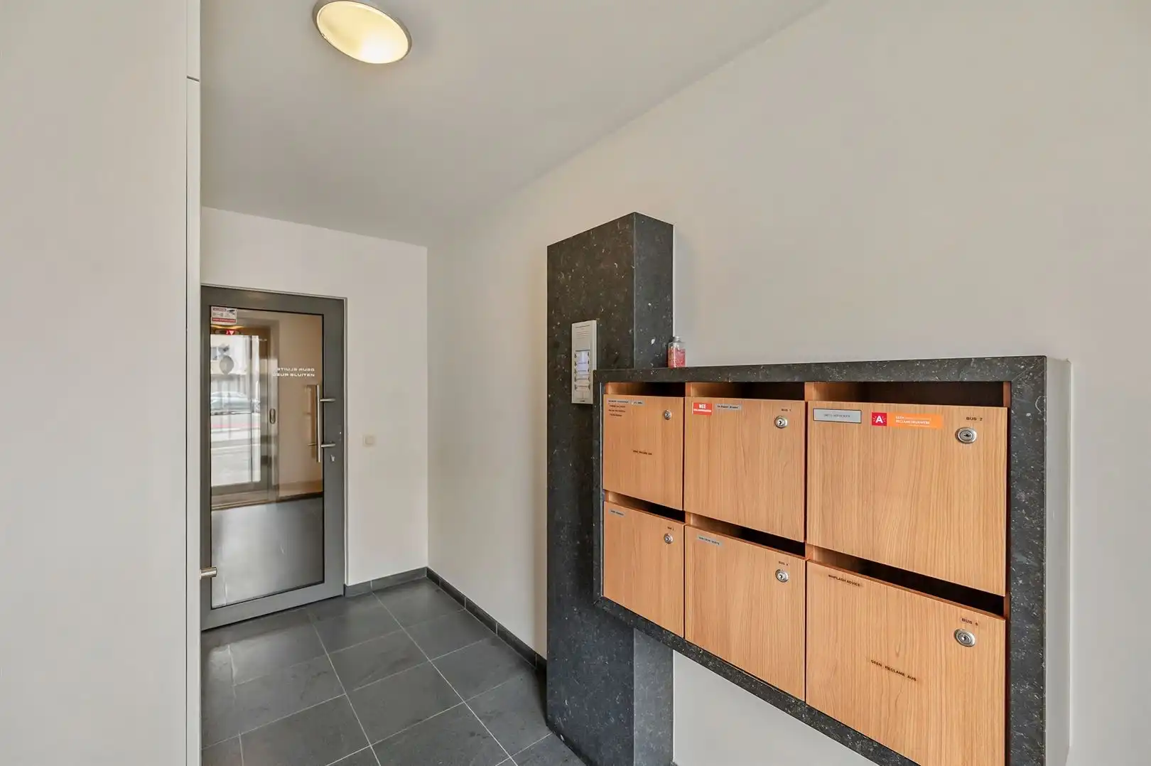 Groot appartement met 3 kamers en zicht op Bouckenborghpark foto 21