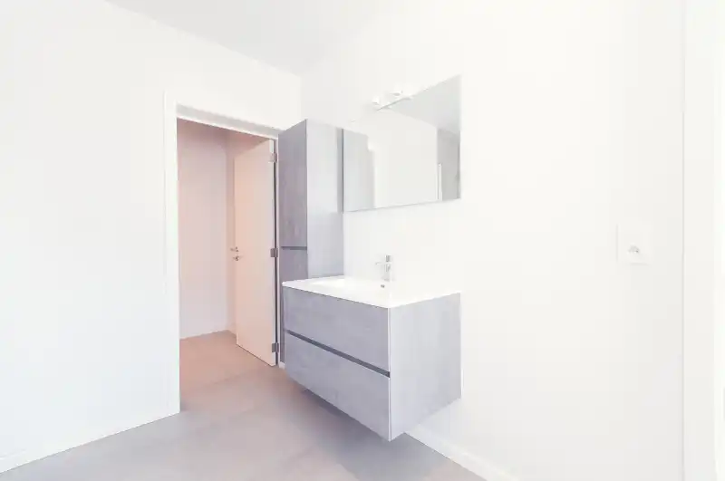 --- NIEUW --- Ruime, volledig gerenoveerde woning (±164m²) met 4 slaapkamers foto 16