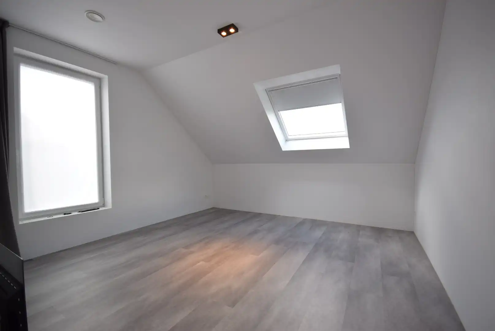 Instapklare gezinswoning te huur in Roeselare foto 8