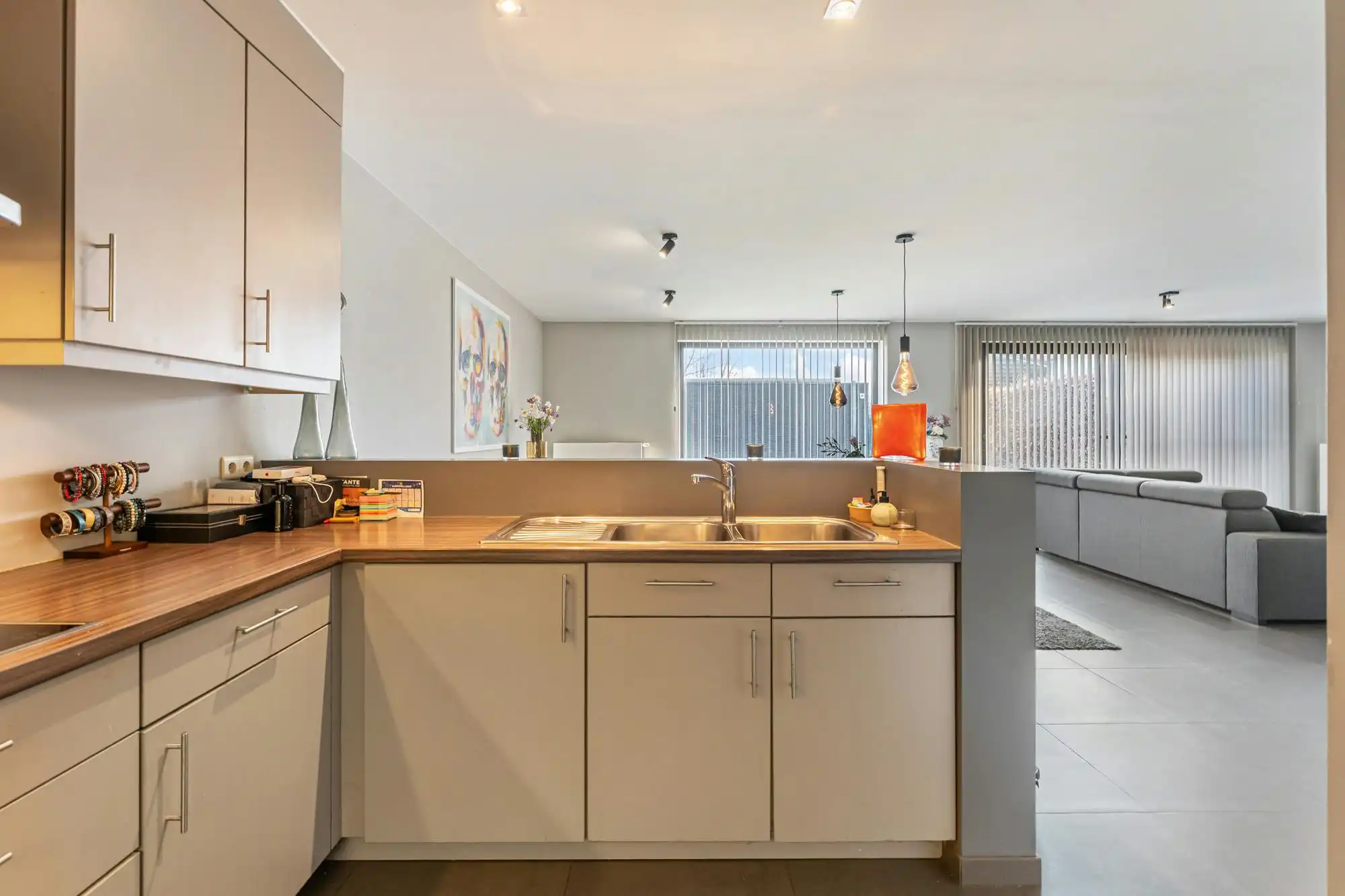 Gelijkvloers appartement met tuin en garagebox in Genk foto 5