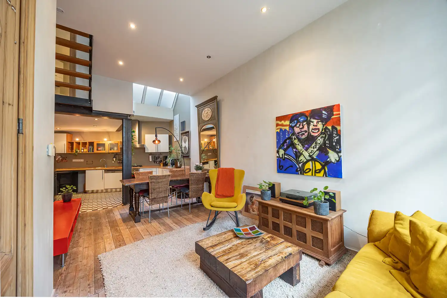 Karaktervol herenhuis met arte-déco aan de Dageraadplaats foto 5