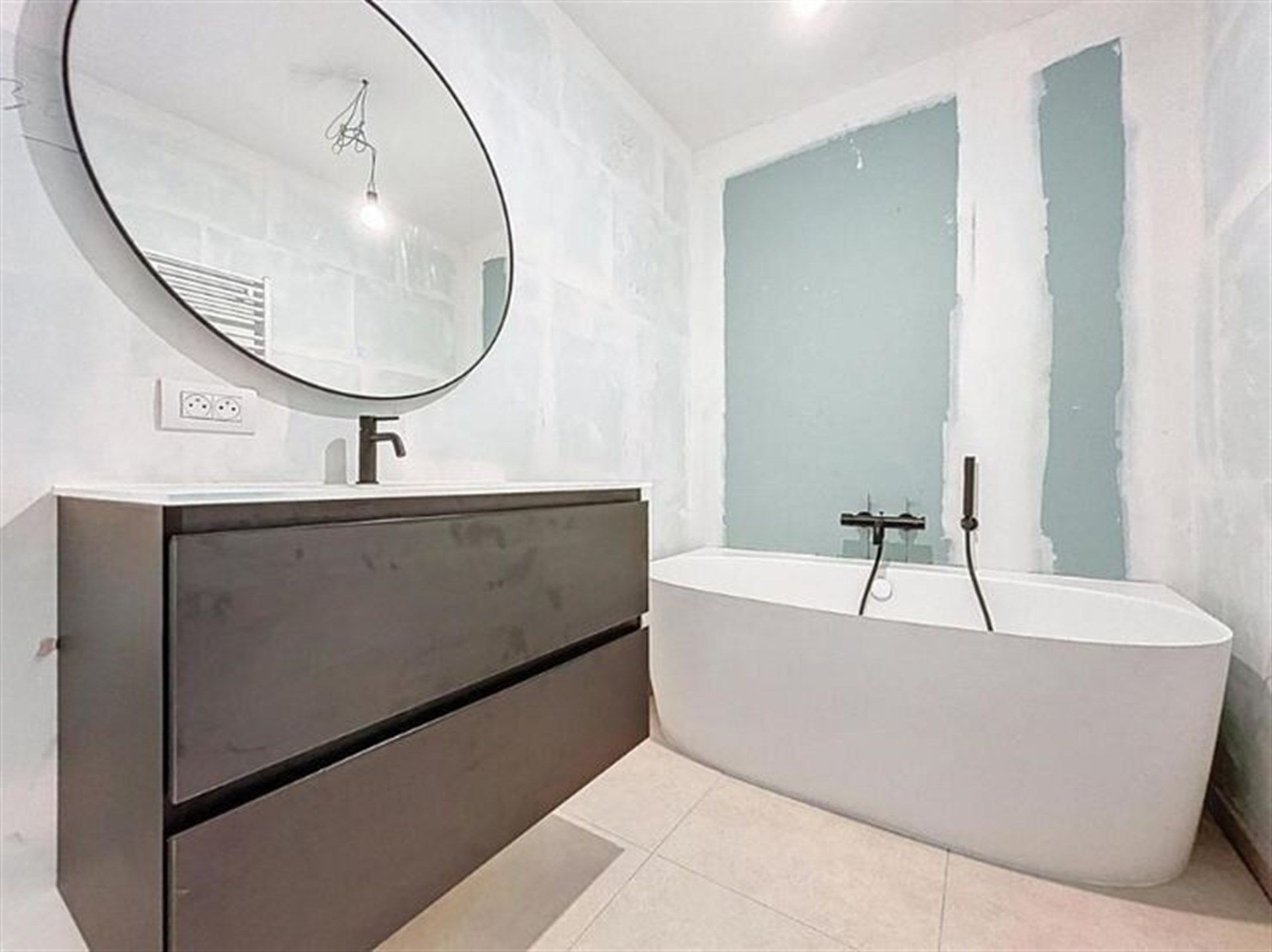Uniek gelegen nieuwbouwwoning midden in het groen foto 11