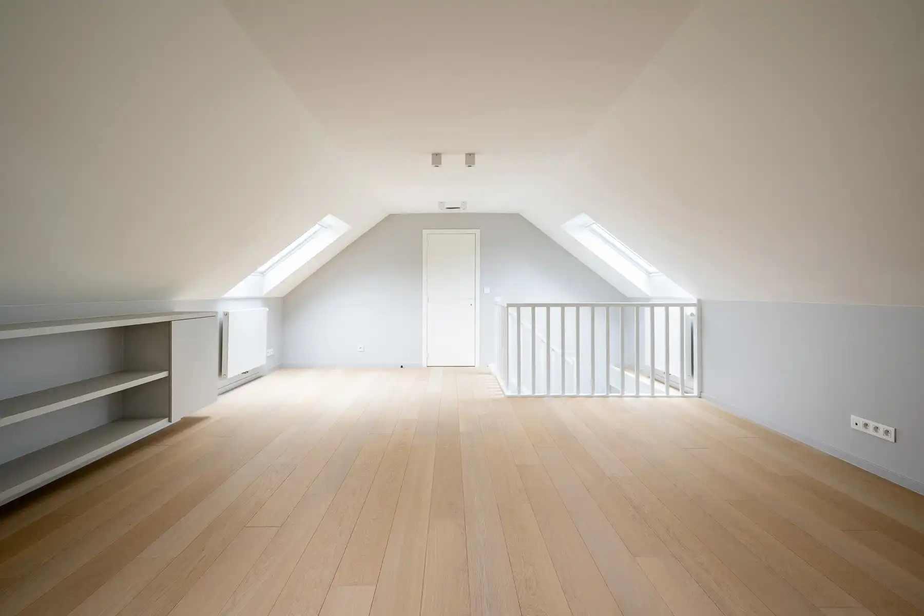 Exclusief: vernieuwde, veelzijdige en ruime koppelvilla  foto 15