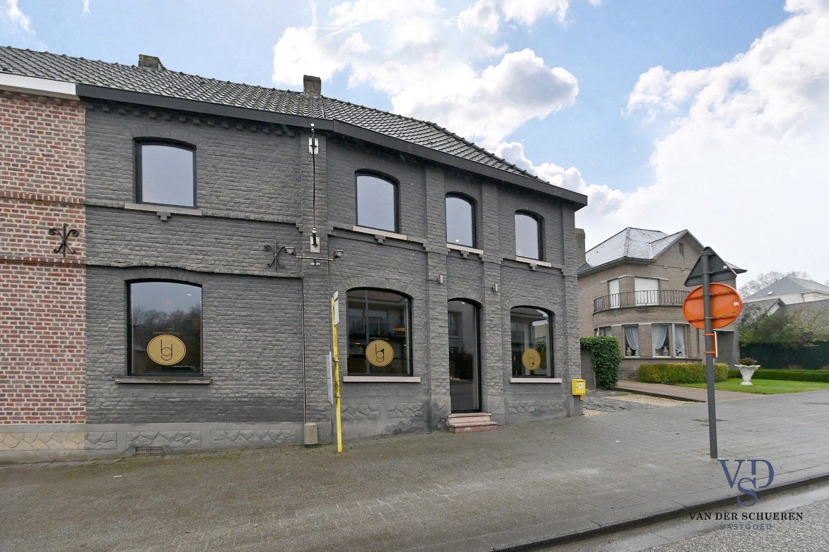 ()=>{if(producerUpdateValueVersion(node),producerAccessed(node),node.value===ERRORED)throw node.error;return node.value} Nijverheidsstraat 4 - - 9890 Gavere