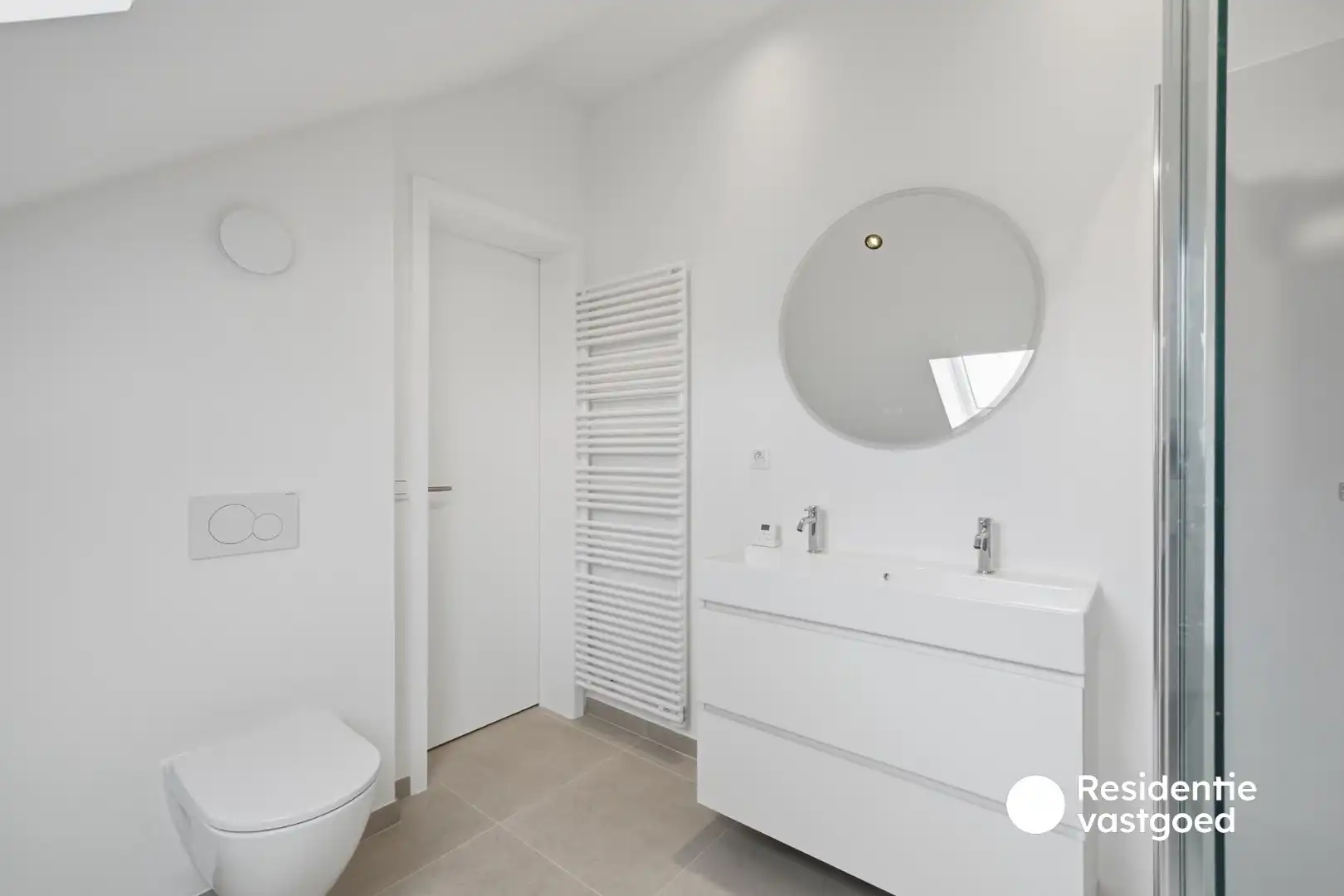 Kwalitatief gerenoveerde gezinswoning met 3 slaapkamers in Bredene foto 21