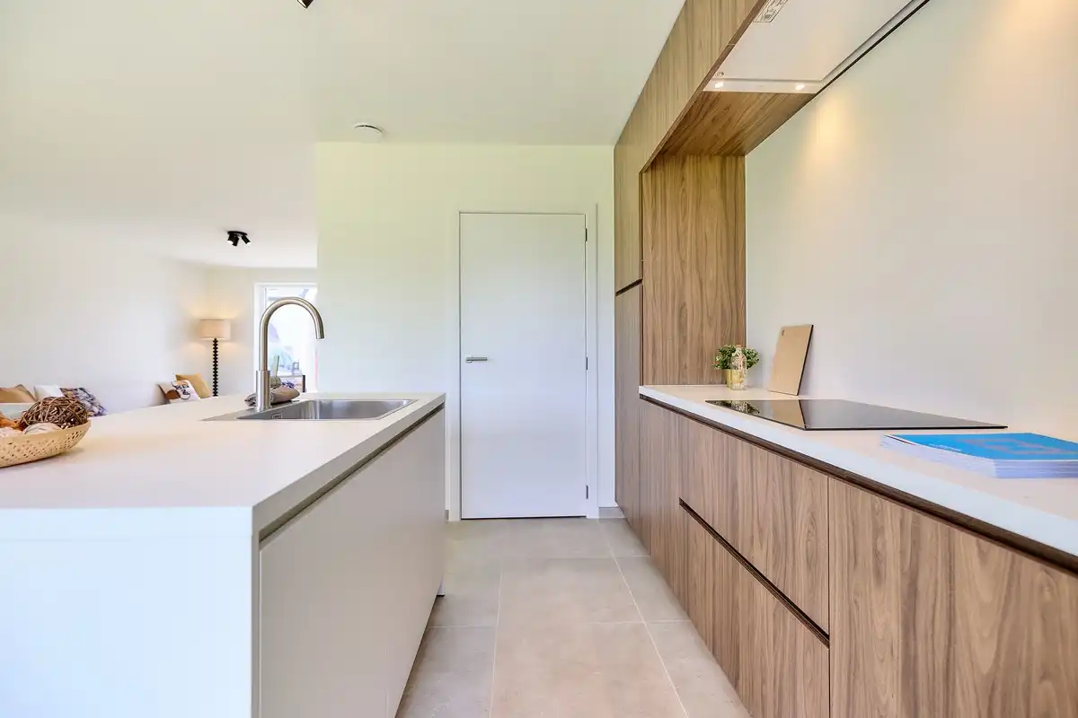 Moderne woningen nabij het centrum van Rumbeke foto 5